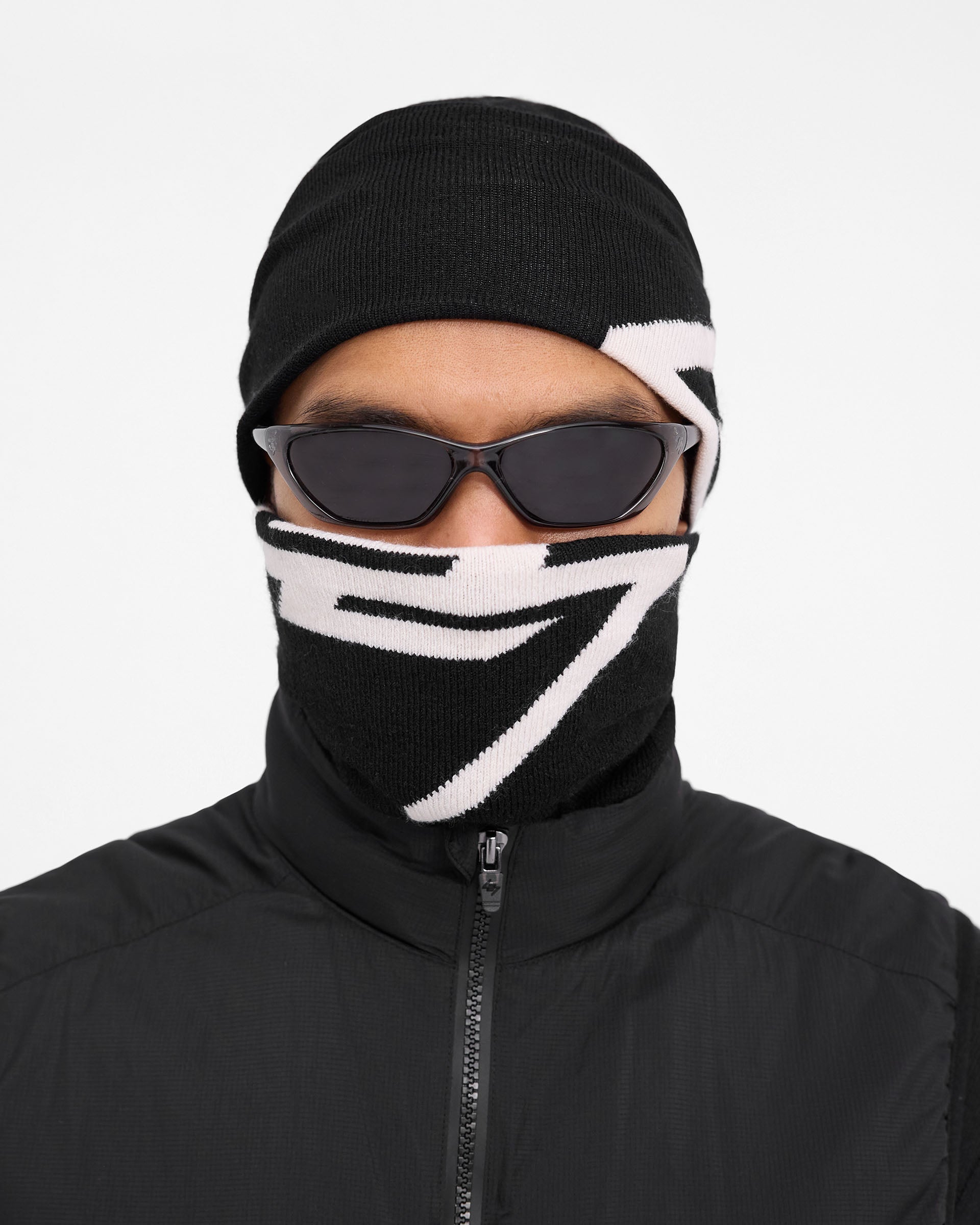 247 Knitted Snood Scarf - Soft Warm Winter Neck Warmer for Women & Men - Perfect for Outdoor Activities, Skiing, Hiking and Cold Weather Protection (Black)