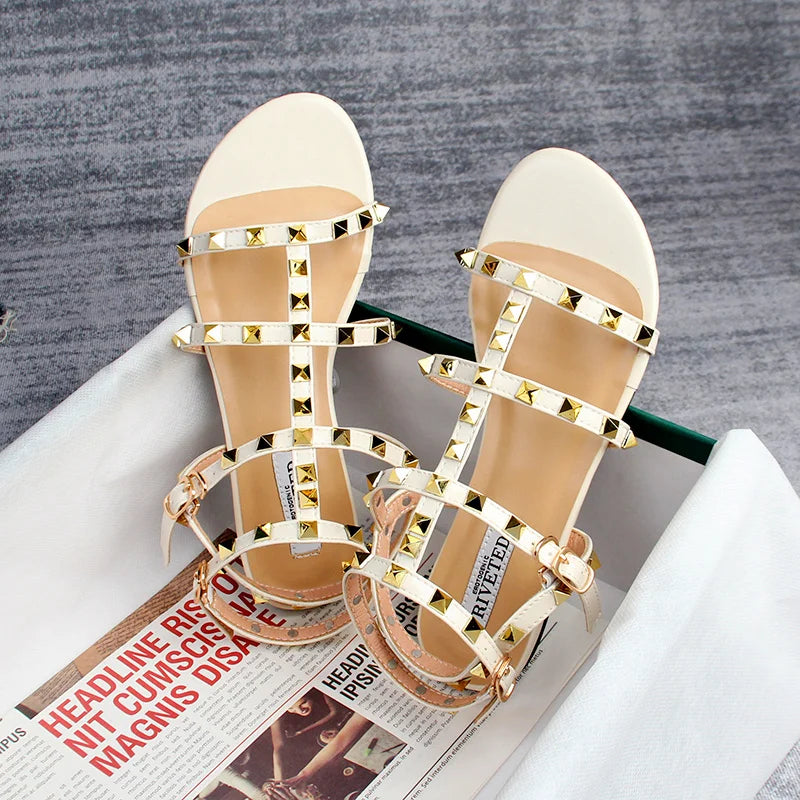 2023 Summer Women's Sandals - Casual Flat Shoes with Fashion Rivet Design for Walking & Shopping - Size 41-43 - Perfect for Beach Outings, Vacation & Daily Wear