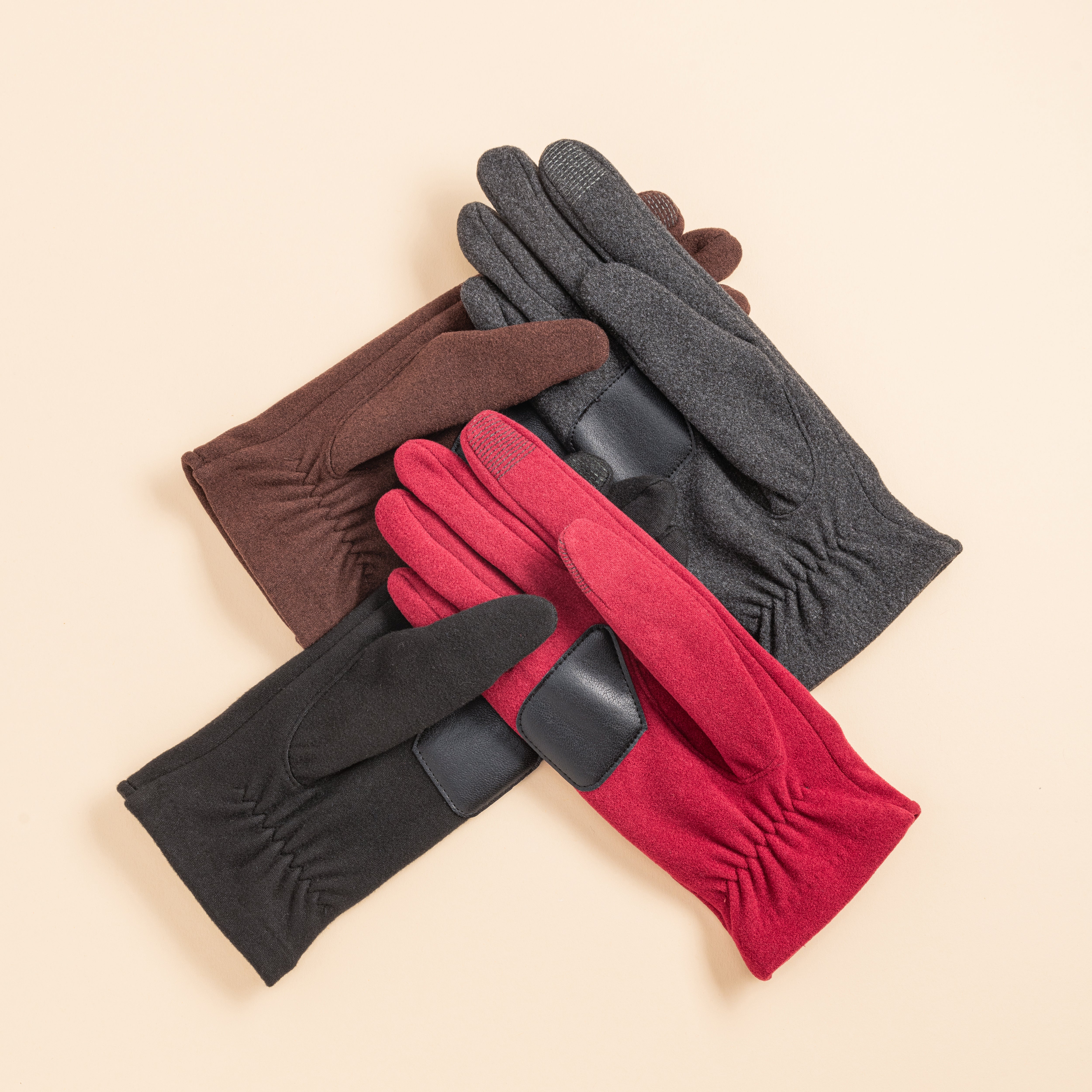 Premium Comfort Stretch Touch Gloves - Winter Warm Soft Touchscreen Gloves for Men & Women - Perfect for Driving, Skiing, Hiking & Outdoor Activities