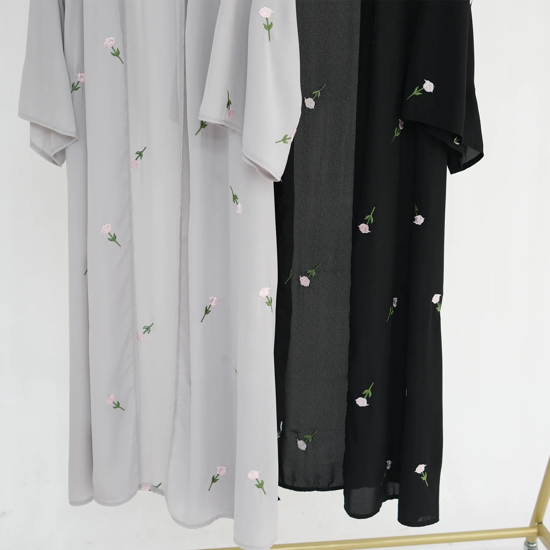 Elegant Black Embroidery Kimono Cardigan Abaya - Stylish Muslim Women's Cover-Up for Prayer, Home & Special Occasions