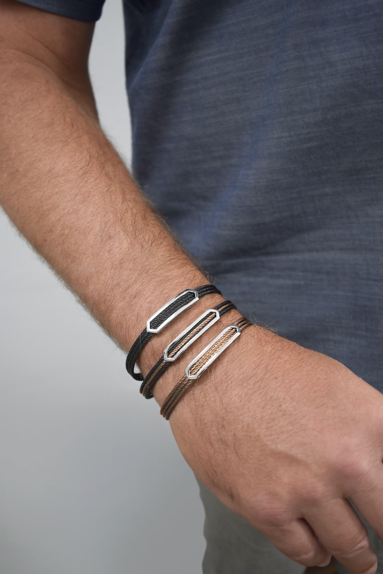 Premium Stainless Steel Arrow Bracelet for Men - Cable Open ID Design - Durable & Stylish Men's Jewelry - Perfect for Casual Wear, Gifts & Everyday Fashion