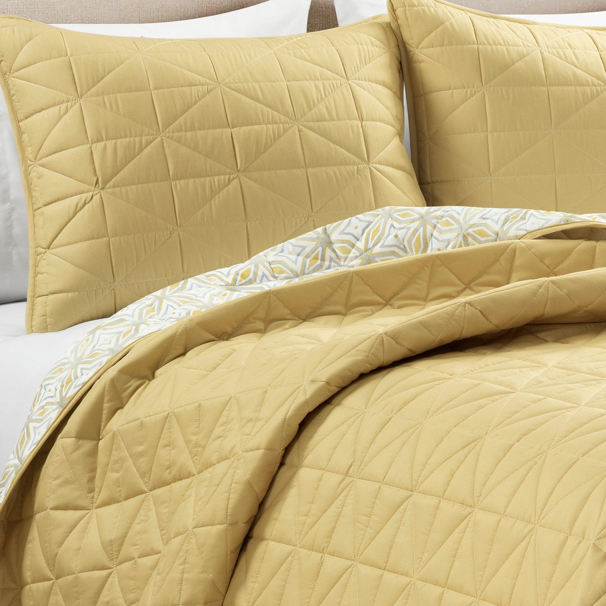 Mid Century Modern Geometric Reversible Quilt Set - 3 Piece Bedding Set for Queen Size Bed | Stylish Home Decor for Bedroom & Guest Room