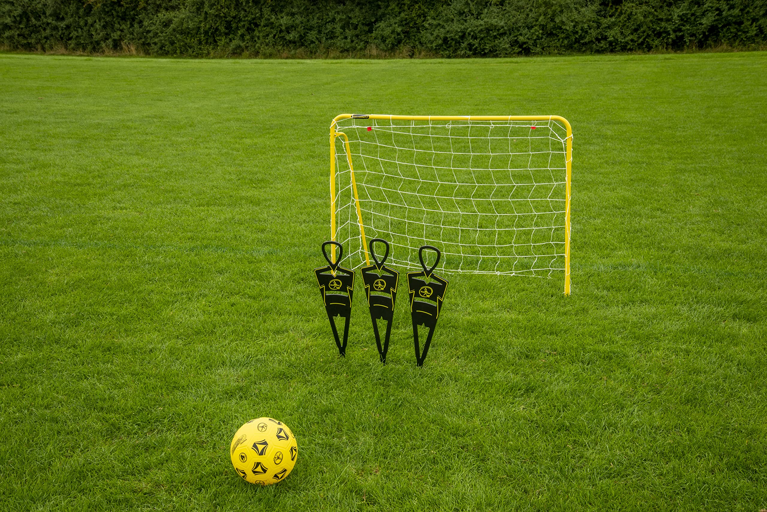 Kickmaster Ultimate Football Challenge Gift Set with Games Manual - Perfect for Kids, Teens & Family Game Nights, Outdoor Play & Sports Enthusiasts