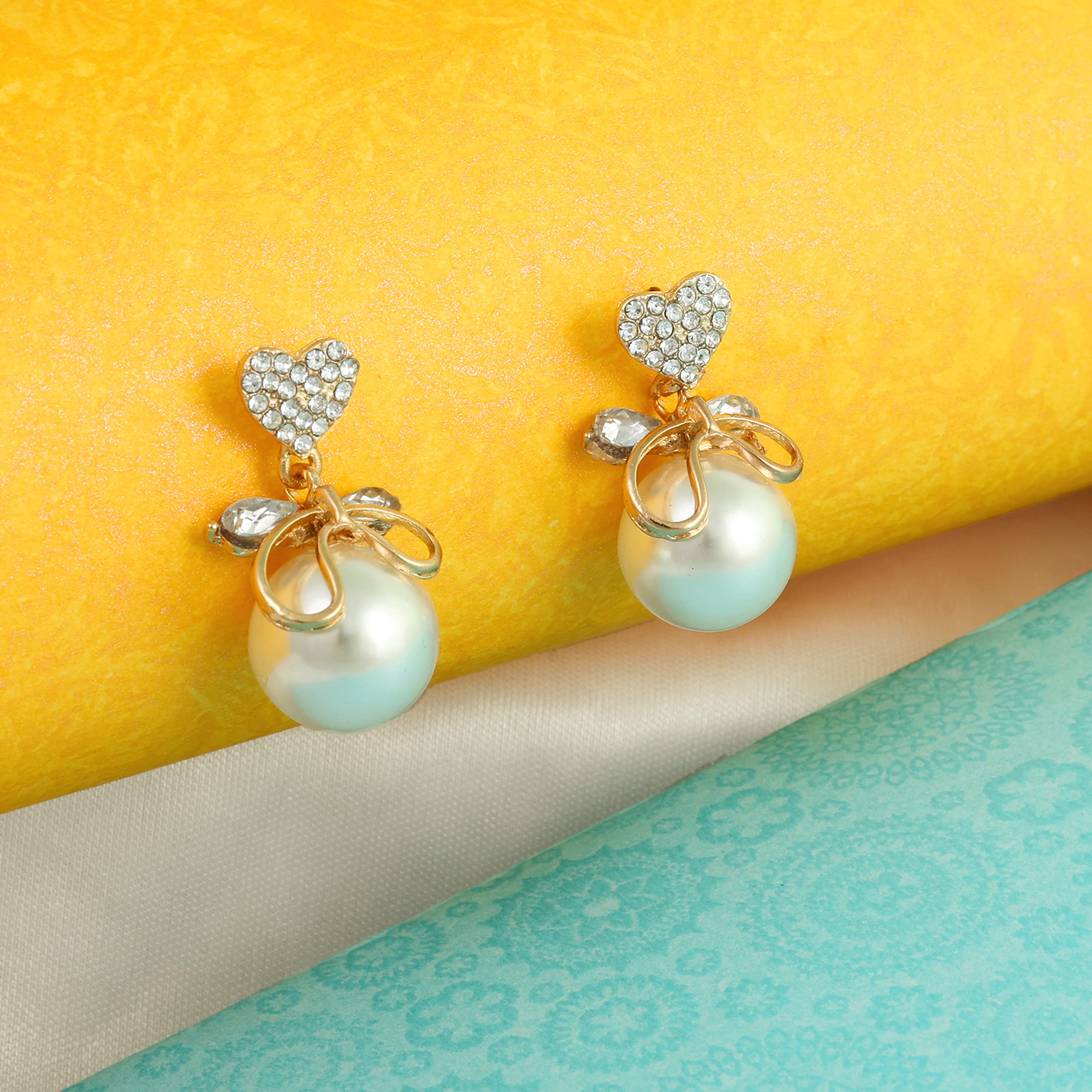 Stylish Butterfly Ear Cuffs with Pearl Chain Drop - Gold Plated Fashion Earrings for Women & Girls | Perfect Gift for Sister, Valentine's Day & Special Occasions | Elegant Jewelry for Parties, Dates & Everyday Wear