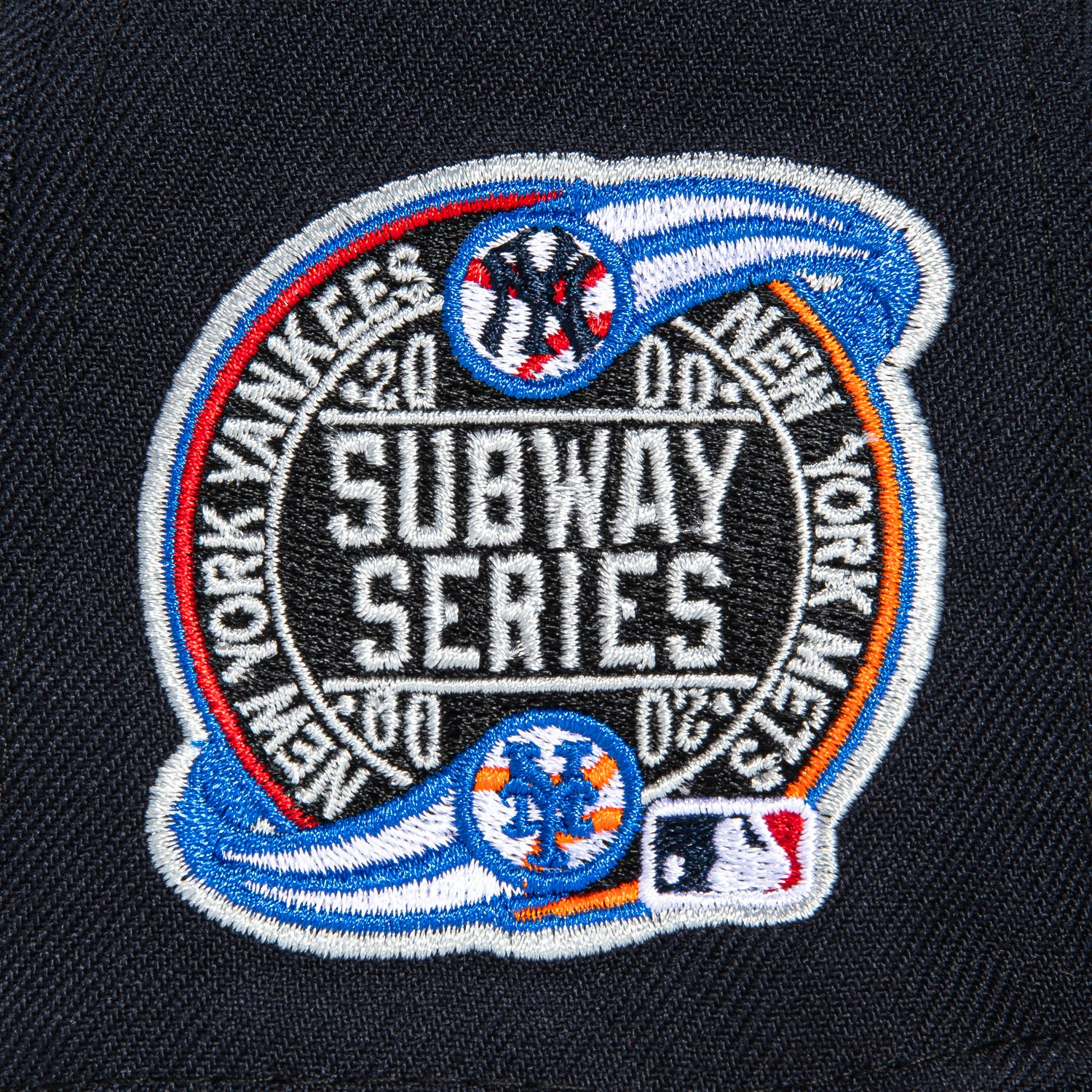 New Era 59Fifty New York Yankees Subway Series Patch Adjustable Baseball Cap - Navy Blue Fitted Hat for Men & Women - Perfect for Baseball Games, Streetwear Fashion & Yankees Fans