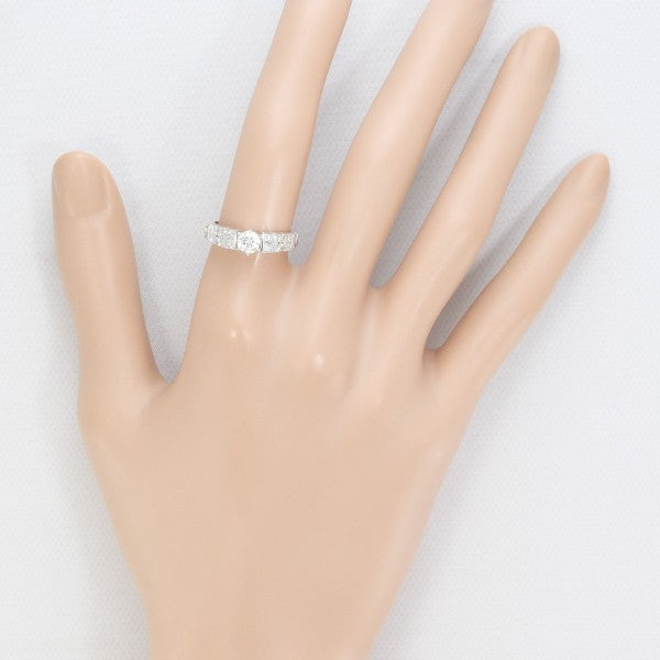 18K White Gold Diamond Ring for Women - Elegant Solitaire Engagement & Wedding Band - Perfect for Proposals, Anniversaries, and Special Occasions