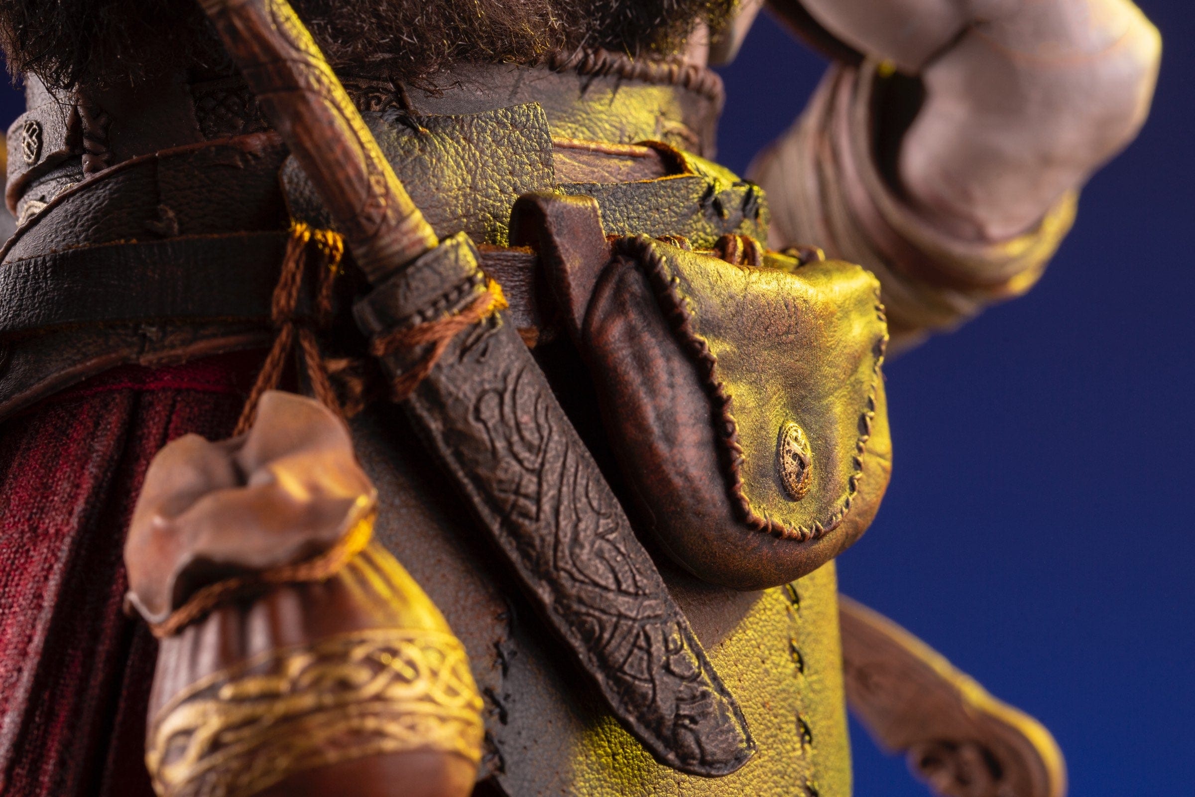 God of War Kratos 1/6 Scale Deluxe Action Figure - Exclusive Collectible for Gamers & Fans - Perfect for Display, Gaming Room Decor, and Cosplay Props