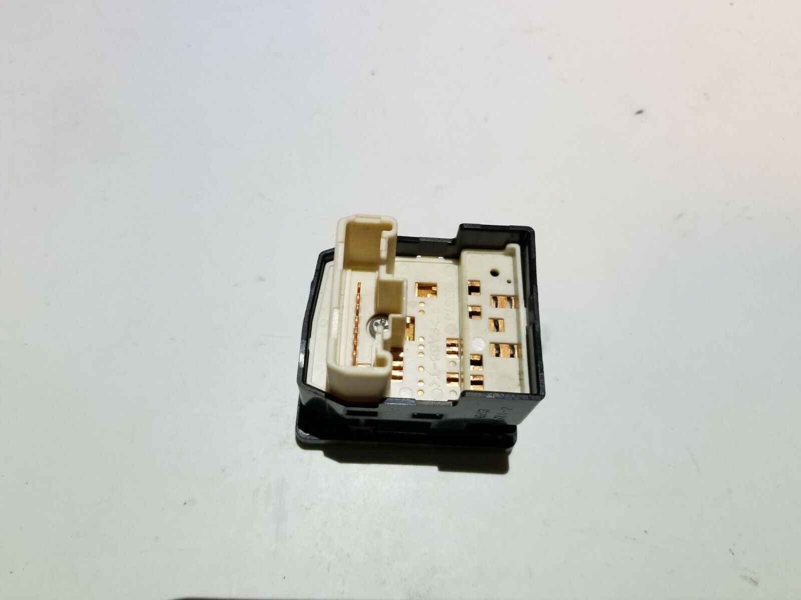04 05 06 Scion XA Power Mirror Control Switch OEM Replacement - Perfect for DIY Car Repairs & Mirror Adjustments