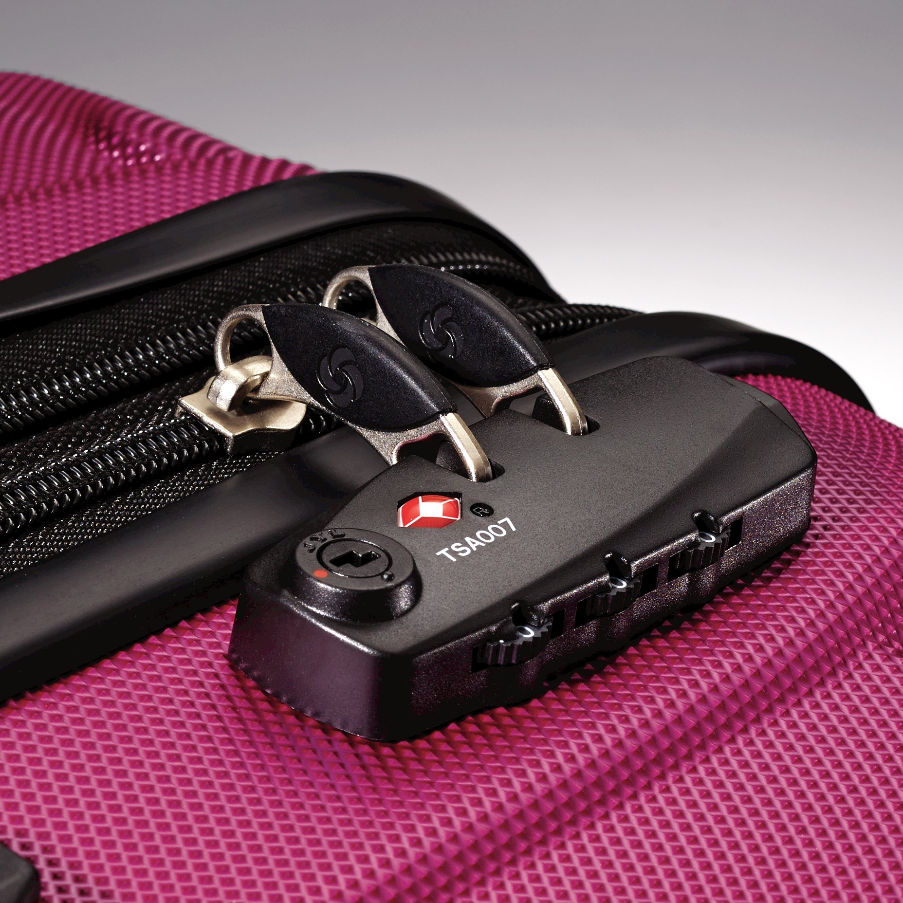 Samsonite Omni PC Hardside Expandable Luggage Set with 360° Spinner Wheels - 3-Piece (20/24/28 Inch) in Radiant Pink - Perfect for Business Travel, Family Vacations & International Trips