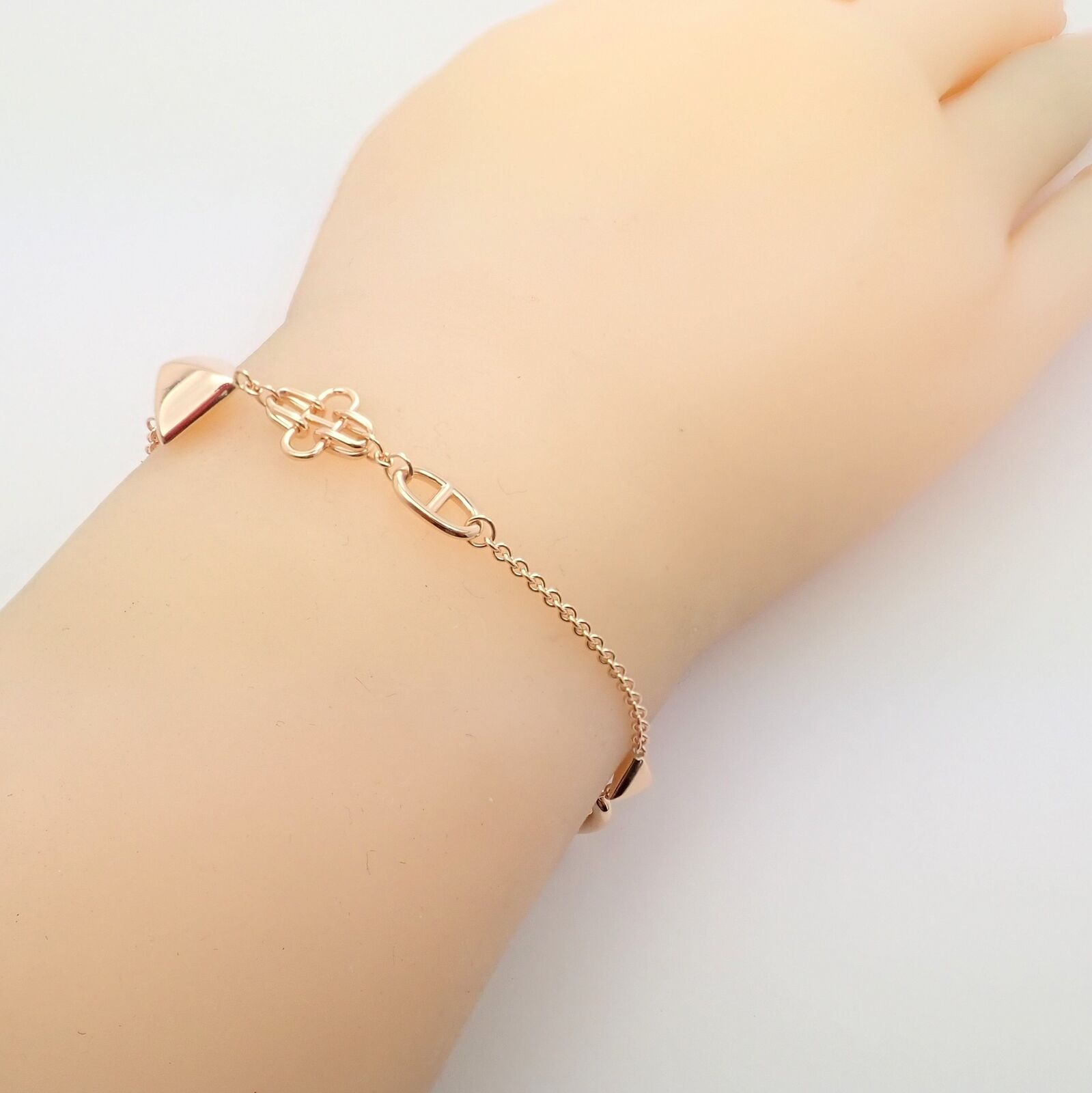 Authentic Hermes 18K Rose Gold Signature Iconic Logo Link Toggle Bracelet - Luxury Fashion Jewelry for Women, Perfect Gift for Birthday, Anniversary & Special Occasions