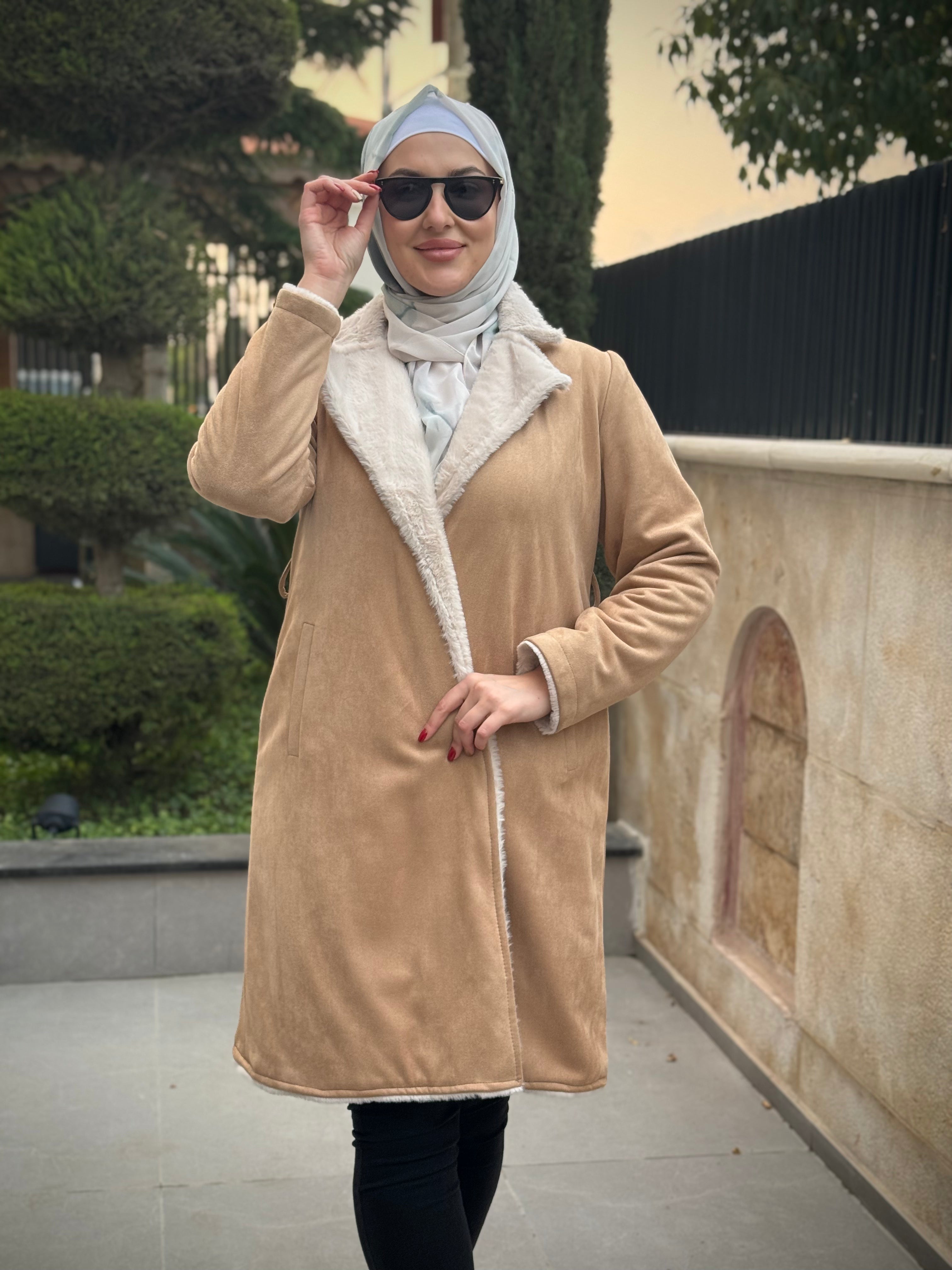 Double Face Fur Jacket for Women - Soft & Warm Reversible Winter Coat - Perfect for Outdoor Activities & Casual Wear