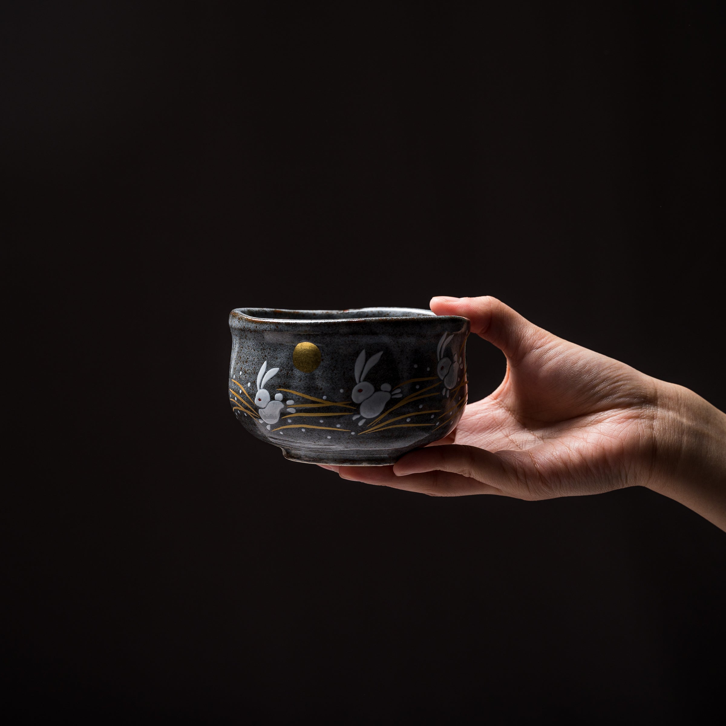 Premium Kutani Ware Rabbit Moon Viewing Matcha Bowl - Handcrafted Japanese Ceramic Tea Cup for Traditional Tea Ceremony, Perfect for Matcha, Green Tea, and Zen Meditation Practices