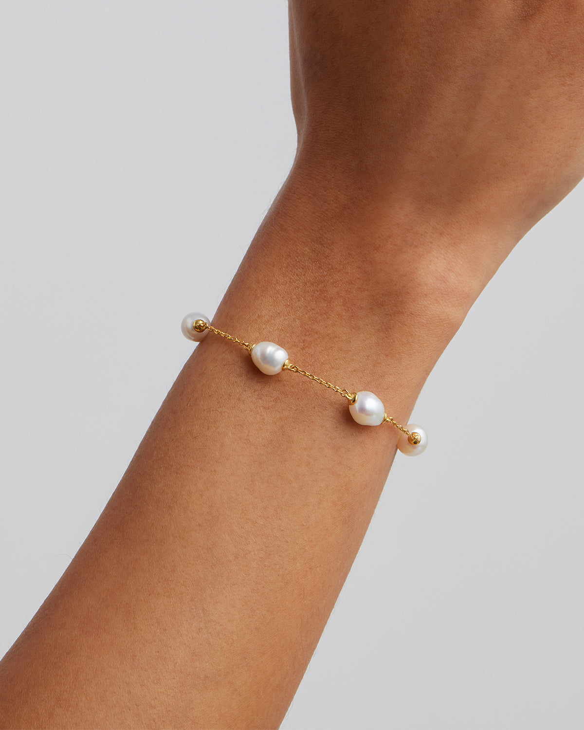 18K Gold Vermeil Harmony Pearl Bracelet for Women - Elegant Pearl Jewelry Gift for Anniversary, Birthday & Special Occasions