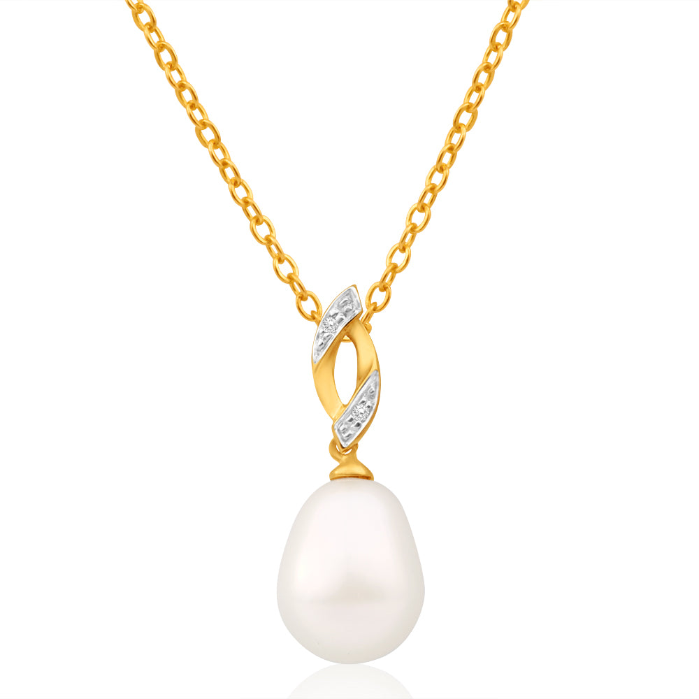 9ct Yellow Gold 9mm Freshwater Pearl and Diamond Pendant Necklace - Elegant Jewelry Gift for Women, Perfect for Weddings, Anniversaries & Special Occasions