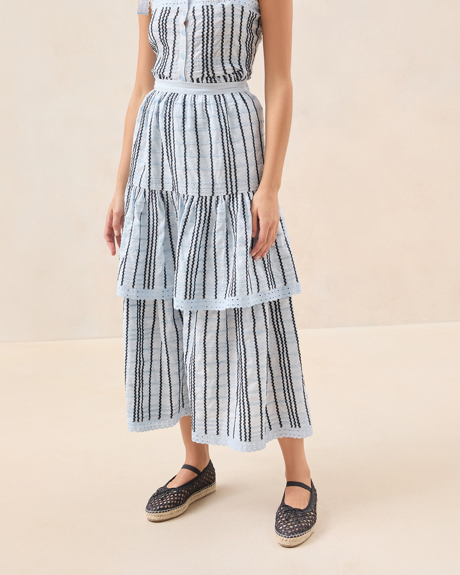 Light Blue/Black