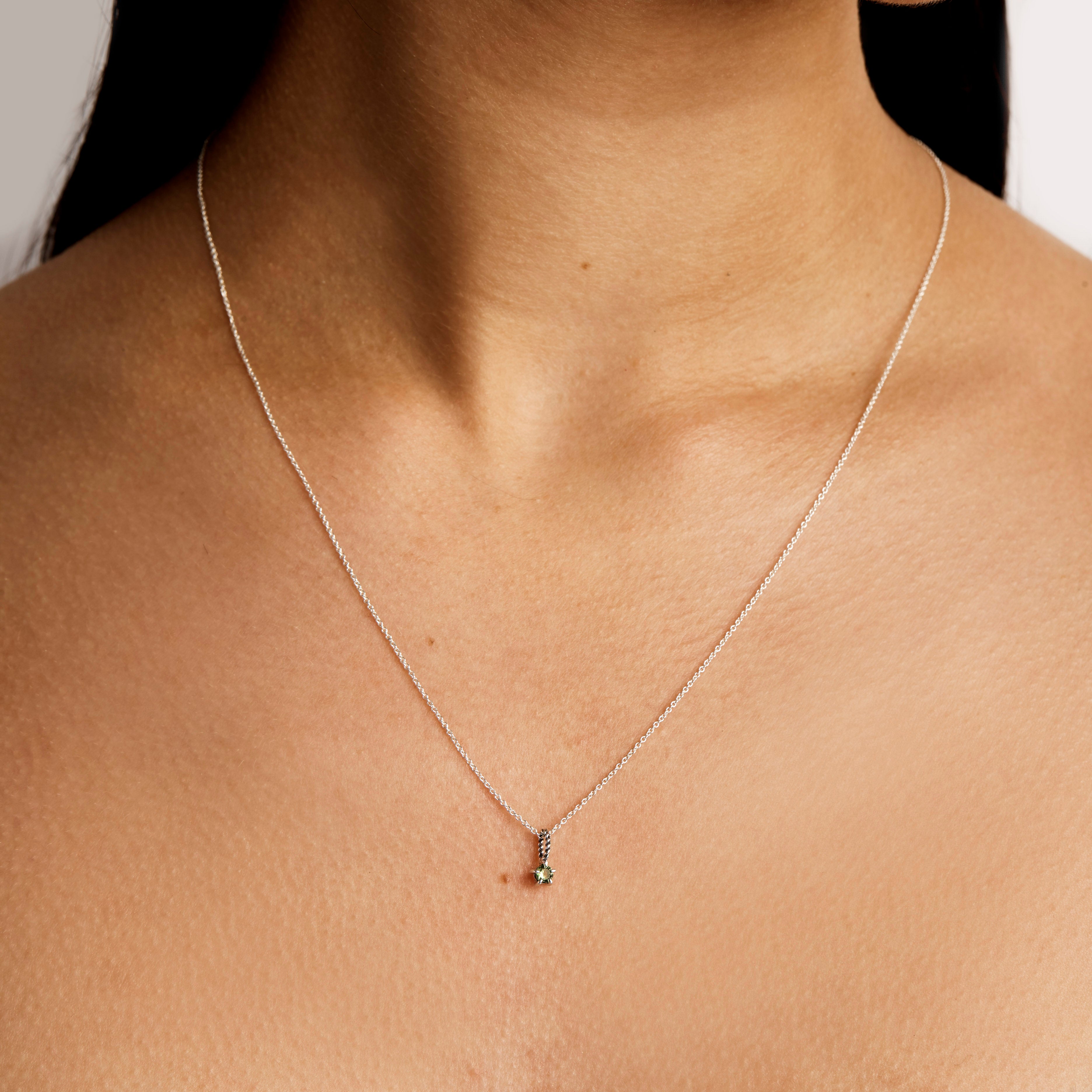 Peridot Birthstone Necklace - August Birthstone Jewelry for Women, Sterling Silver Pendant with 925 Stamp, Perfect Gift for Birthday, Anniversary & Special Occasions