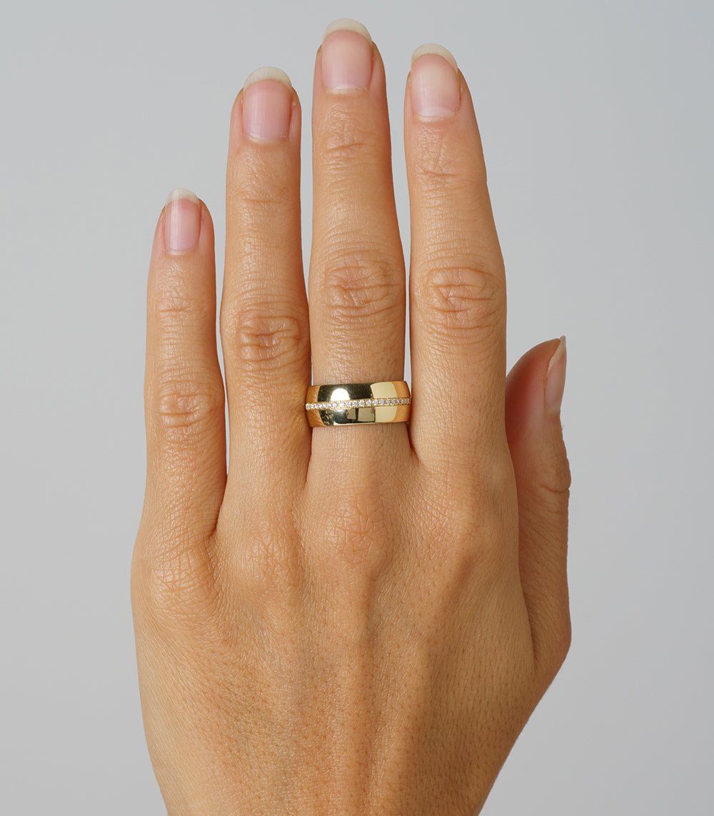 8mm Cigar Wedding Band Ring for Men - Unique Tungsten Carbide Engagement Ring - Perfect for Weddings, Anniversaries & Special Occasions