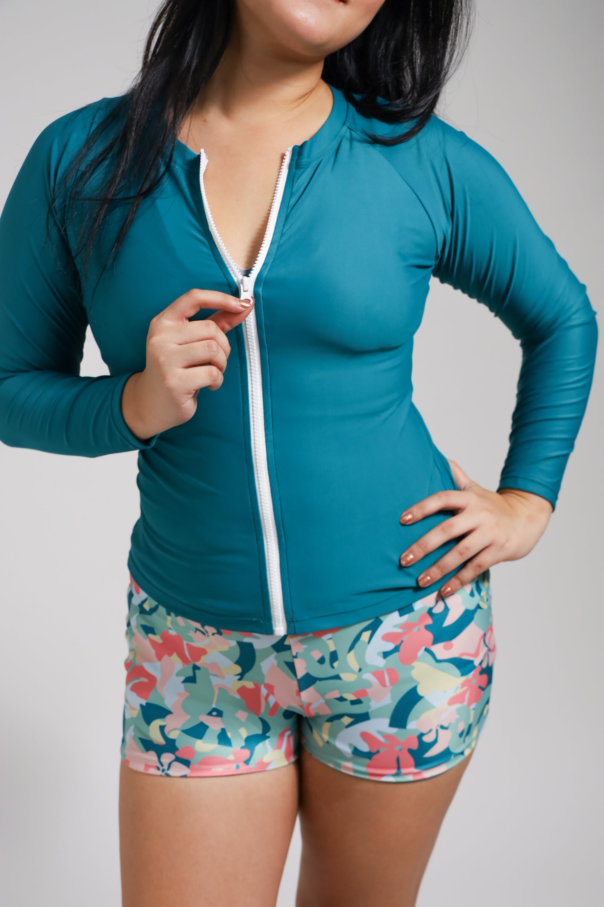 Oahu Rash Guard for Men & Women - UPF 50+ Sun Protection Swim Shirt - Teal Blue - Perfect for Surfing, Swimming & Beach Activities