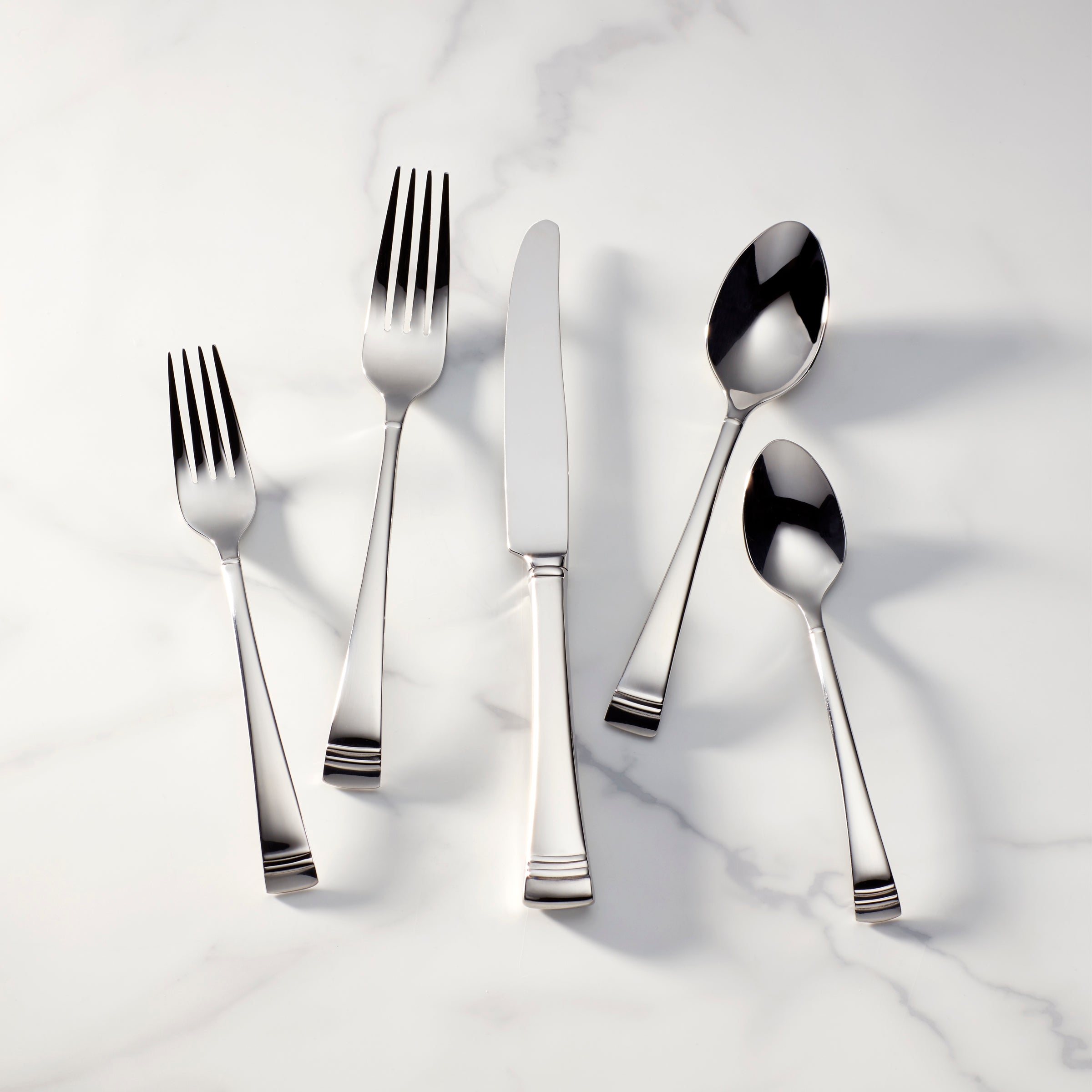 Federal Platinum 5-Piece Dinnerware Set - Elegant Tableware for Fine Dining, Dinner Parties & Special Occasions