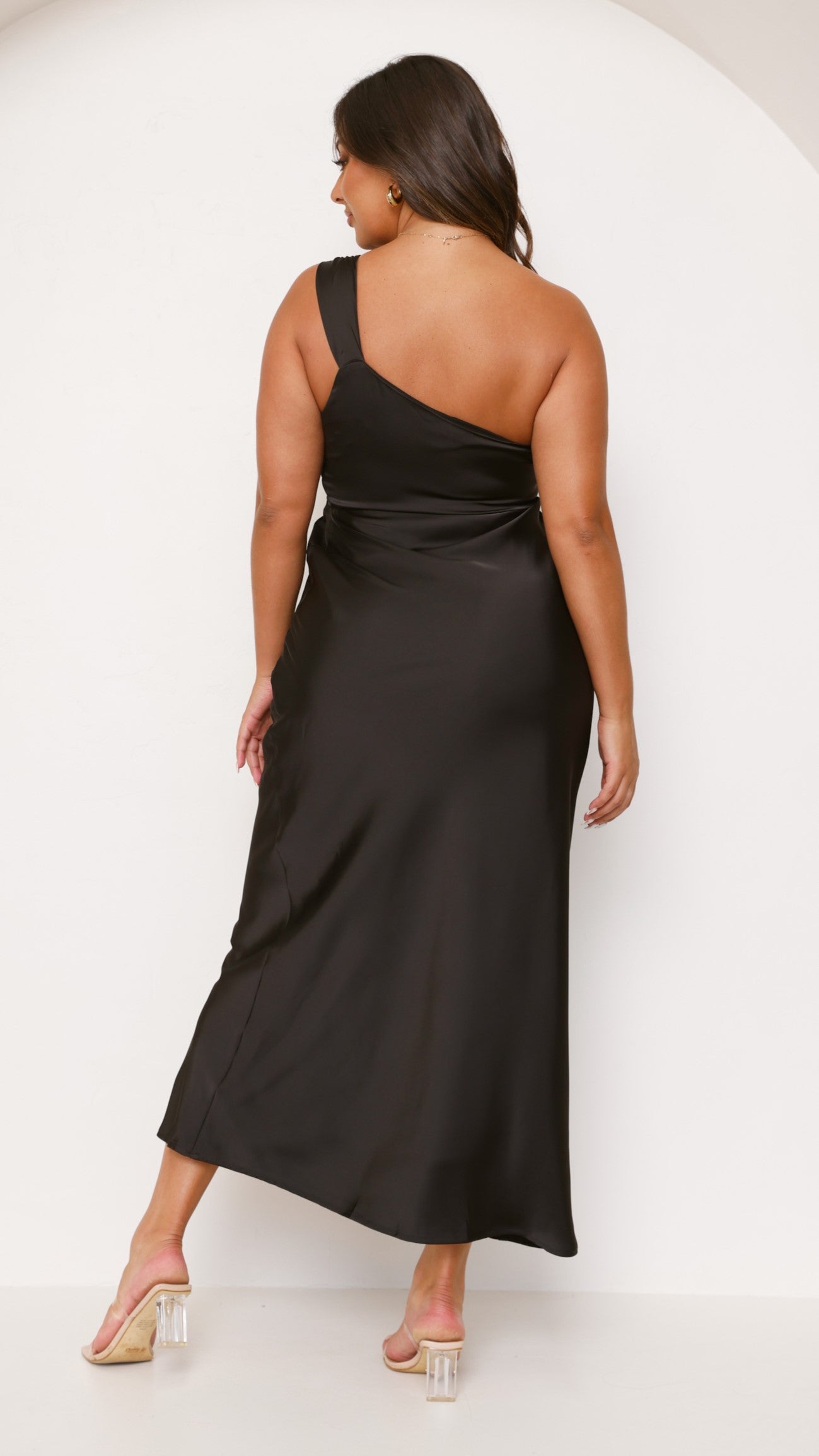 Greta Maxi Dress - Elegant Black Long Dress for Women | Perfect for Weddings, Parties & Summer Outfits