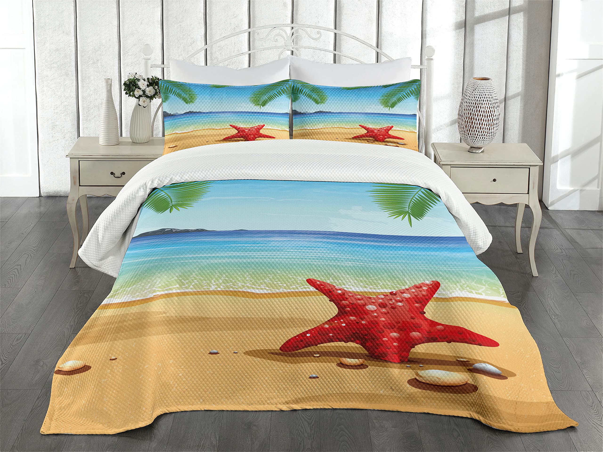 Ambesonne King Size Beach Bedspread Set - Tropical Ocean Theme with Starfish, Palm Trees & Sun Rays, 3-Piece Quilted Coverlet & 2 Pillow Shams in Sand Cream Blue | Perfect for Coastal Bedroom Decor, Vacation Rental Styling & Tropical-Themed Guest Rooms