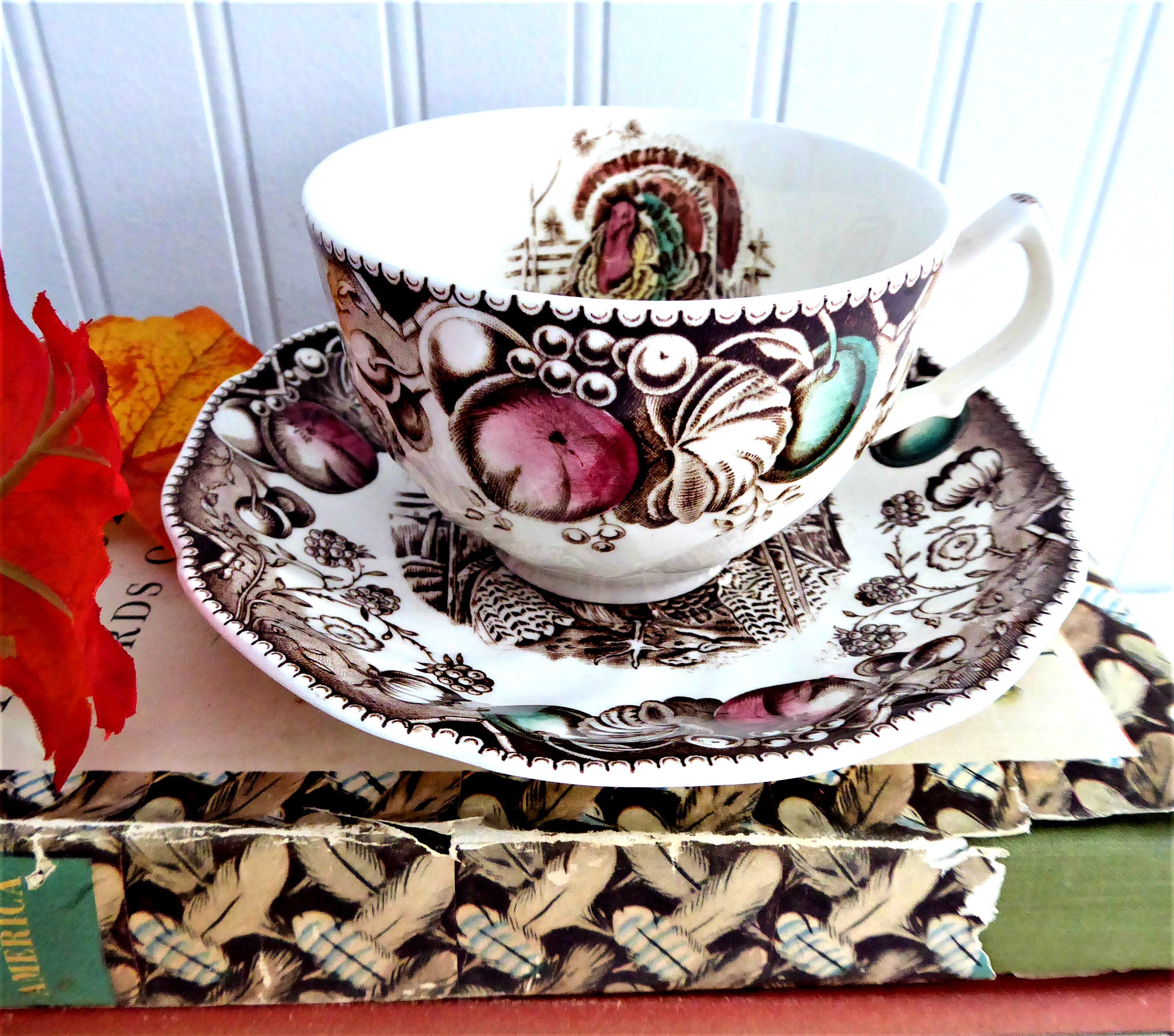 Vintage Johnson Brothers 1960s Turkey Fruit & Nuts Tea Cup and Saucer Set - English Fine Bone China - Perfect for Afternoon Tea, Collectibles, and Home Decor