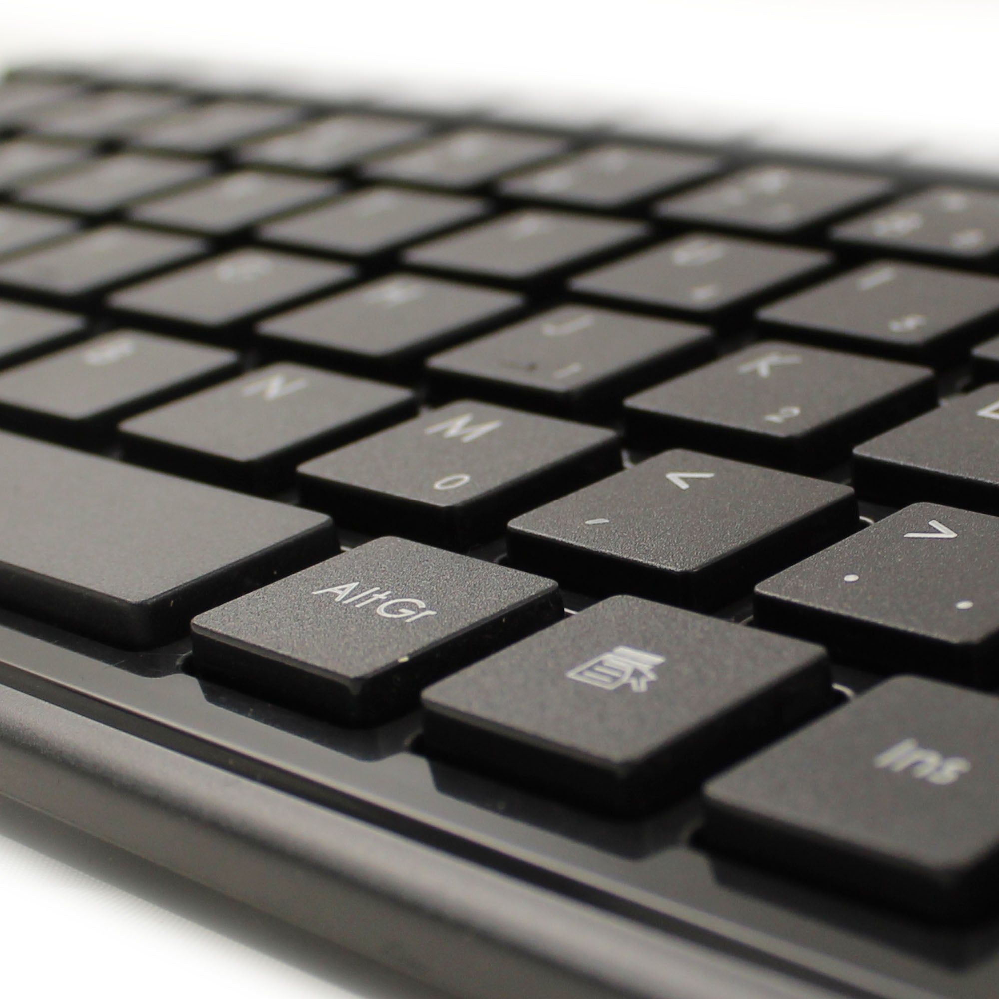 Accuratus KYBAC395 Compact Wired USB Keyboard - Ergonomic Design for Office, Gaming & Home Use | Quiet Typing & Durable Keys | Perfect for PC, Laptop, Mac & Workspace Setup