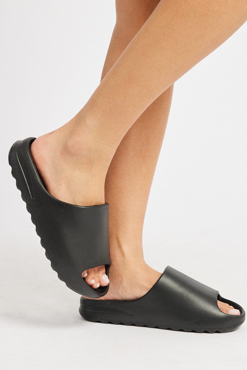 Black Chunky Moulded Slide Sandals - Comfortable Platform Slides for Women & Men - Perfect for Beach, Pool, and Summer Outfits
