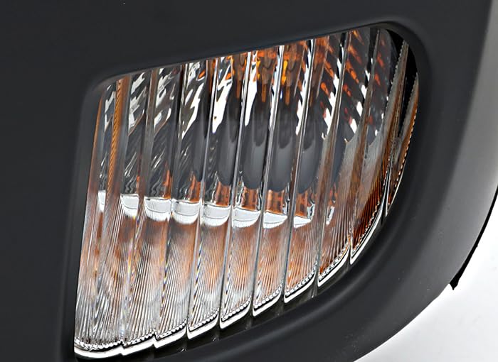 Nissan Xterra XE Headlights Lamps Set - Halogen Replacement for Driver & Passenger Side (2002-2004 Models) - Perfect for Night Driving & Off-Road Adventures