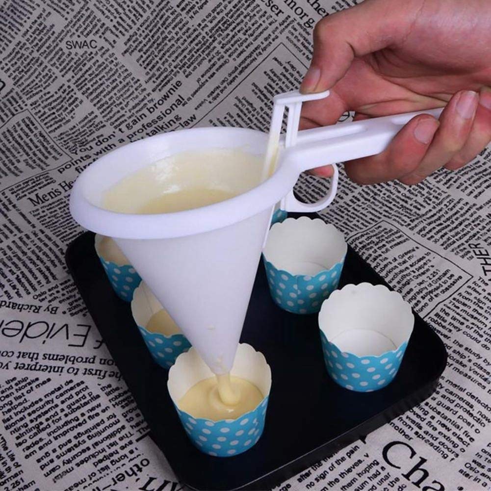 Premium Plastic Chocolate Batter Dispenser - Handheld Icing Cream Funnel Cup for Pancakes, Cakes & Desserts | DIY Baking Tool for Home Kitchen & Professional Use | Perfect for Pancake Makers, Cake Decorating & Party Treats
