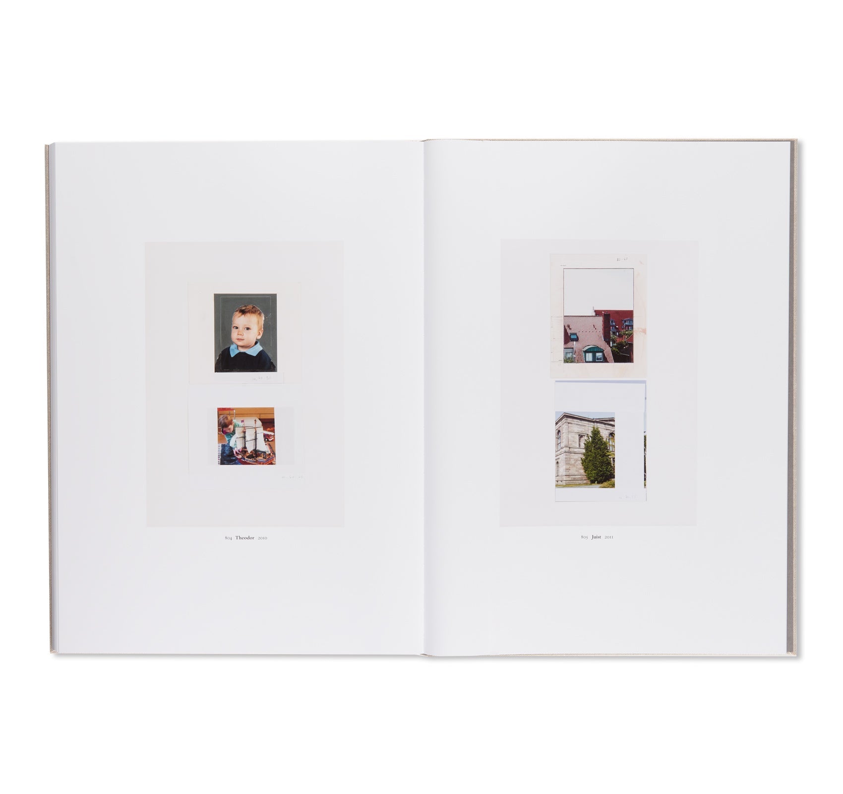 ATLAS by Gerhard Richter - Premium Art Book for Collectors & Enthusiasts | Perfect for Home Decor, Art Studios & Gift Giving