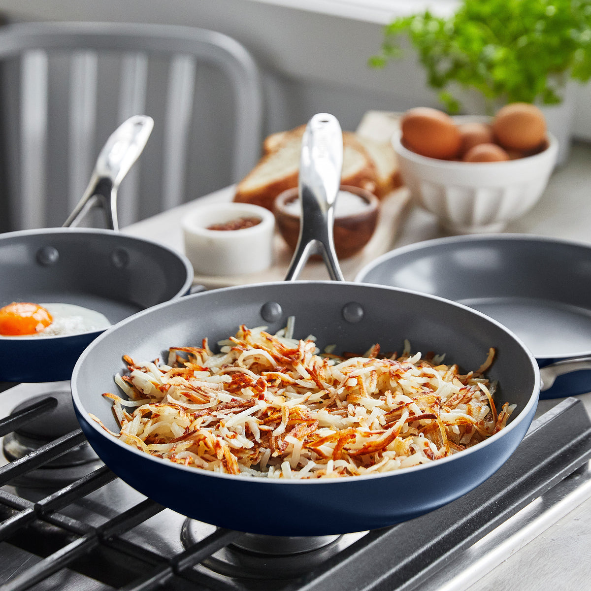 Valencia Pro Ceramic Nonstick 8, 9.5, and 11-Inch Frying Pan Set - Oxford Blue | PFOA-Free Cookware for Healthy Cooking | Perfect for Sautéing, Frying & Everyday Meals