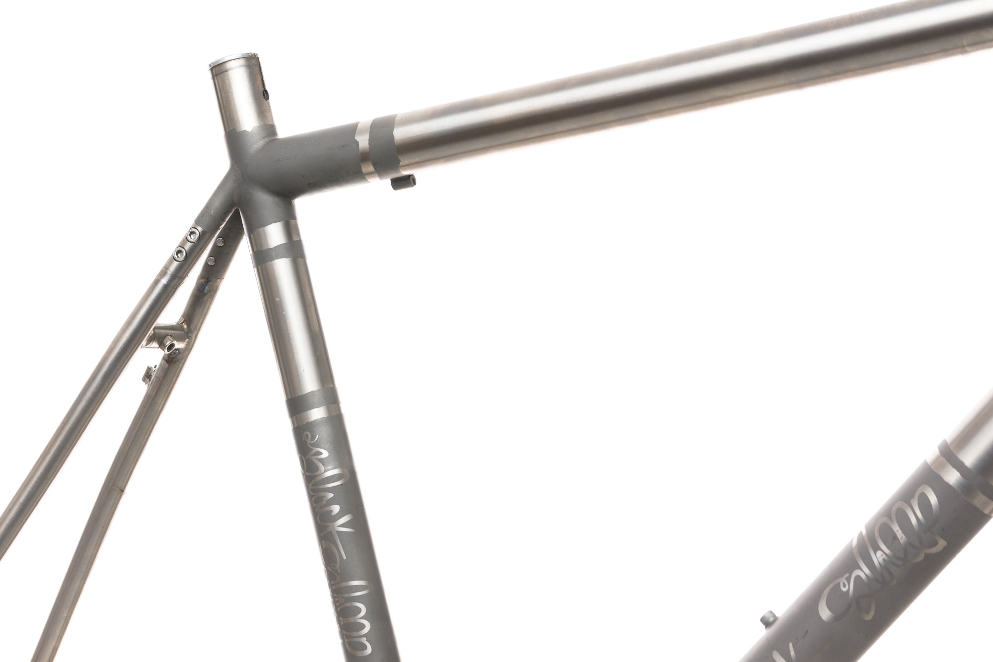 Custom Titanium Disc Road Bike 55cm - Lightweight & Durable for Commuting & Racing | Perfect for Urban Rides & Long-Distance Cycling