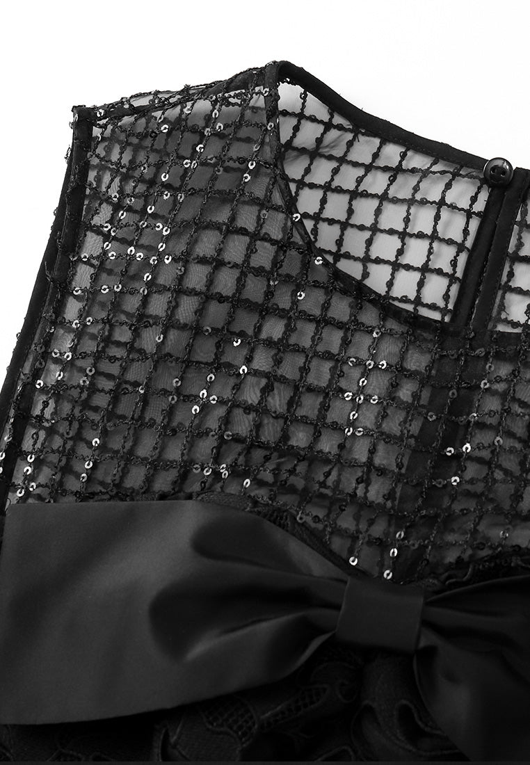 Elegant Black Lace Sleeveless Dress with Bow Detail - Perfect for Evening Parties, Weddings & Special Occasions