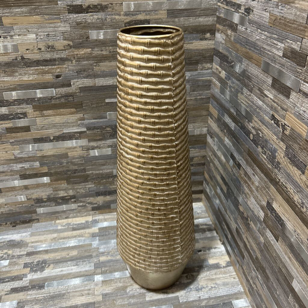 Neutral Tones Tall Metal Vase - Modern Home Decor Accessory for Living Room, Bedroom & Office - Perfect for Flower Arrangements and Interior Design