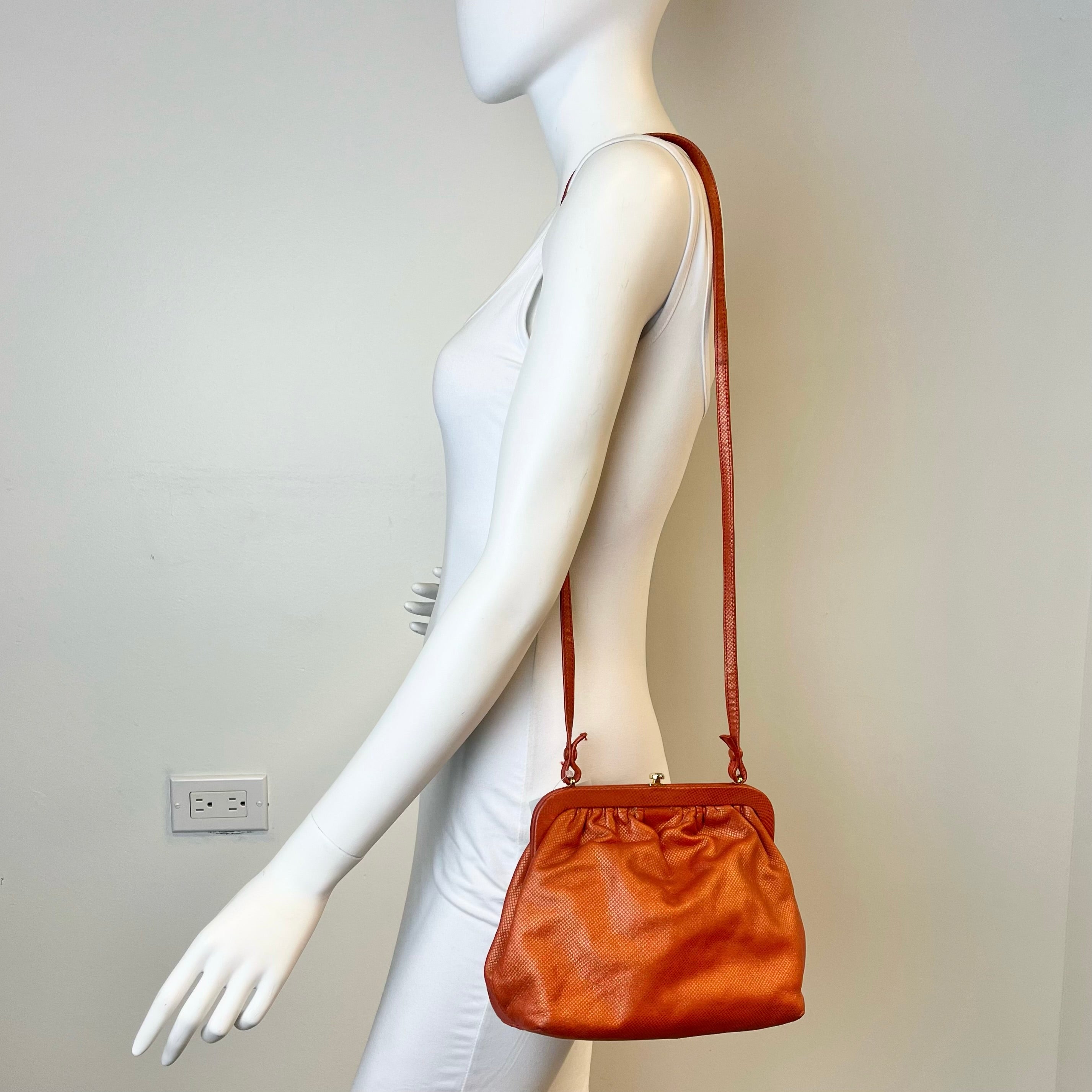 Bottega Veneta Vintage Leather Crossbody Bag for Women - Stylish Shoulder Purse for Everyday Use, Travel & Date Night
