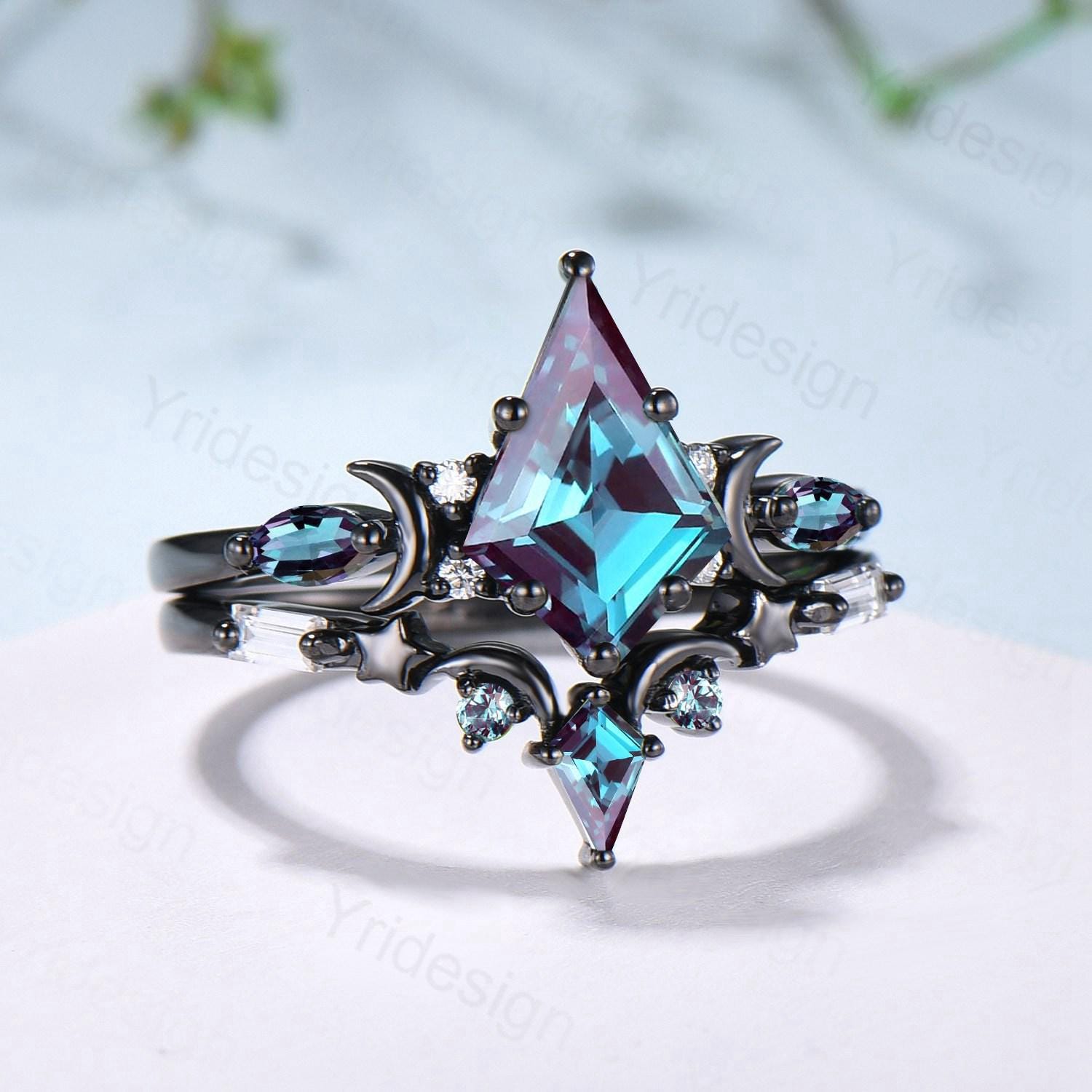 Black Gold Kite Cut Alexandrite Engagement Ring Set | Crescent Moon Star Color Change June Birthstone Ring | Unique Gothic Bridal Ring Set for Women | Perfect for Weddings, Anniversaries & Special Occasions