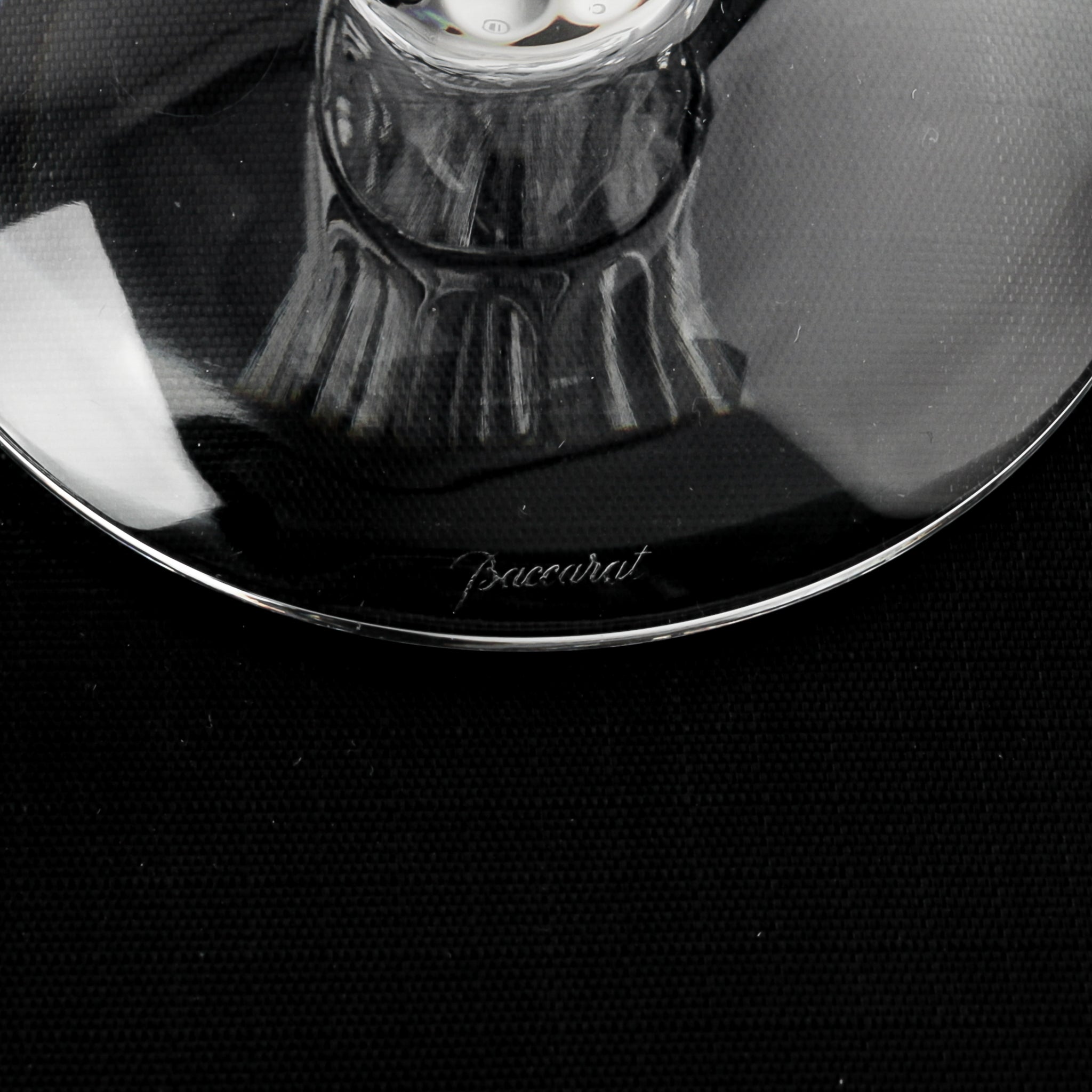 BACCARAT Lyra Crystal Water Goblet - Elegant Glassware for Fine Dining, Wedding Receptions & Luxury Home Decor