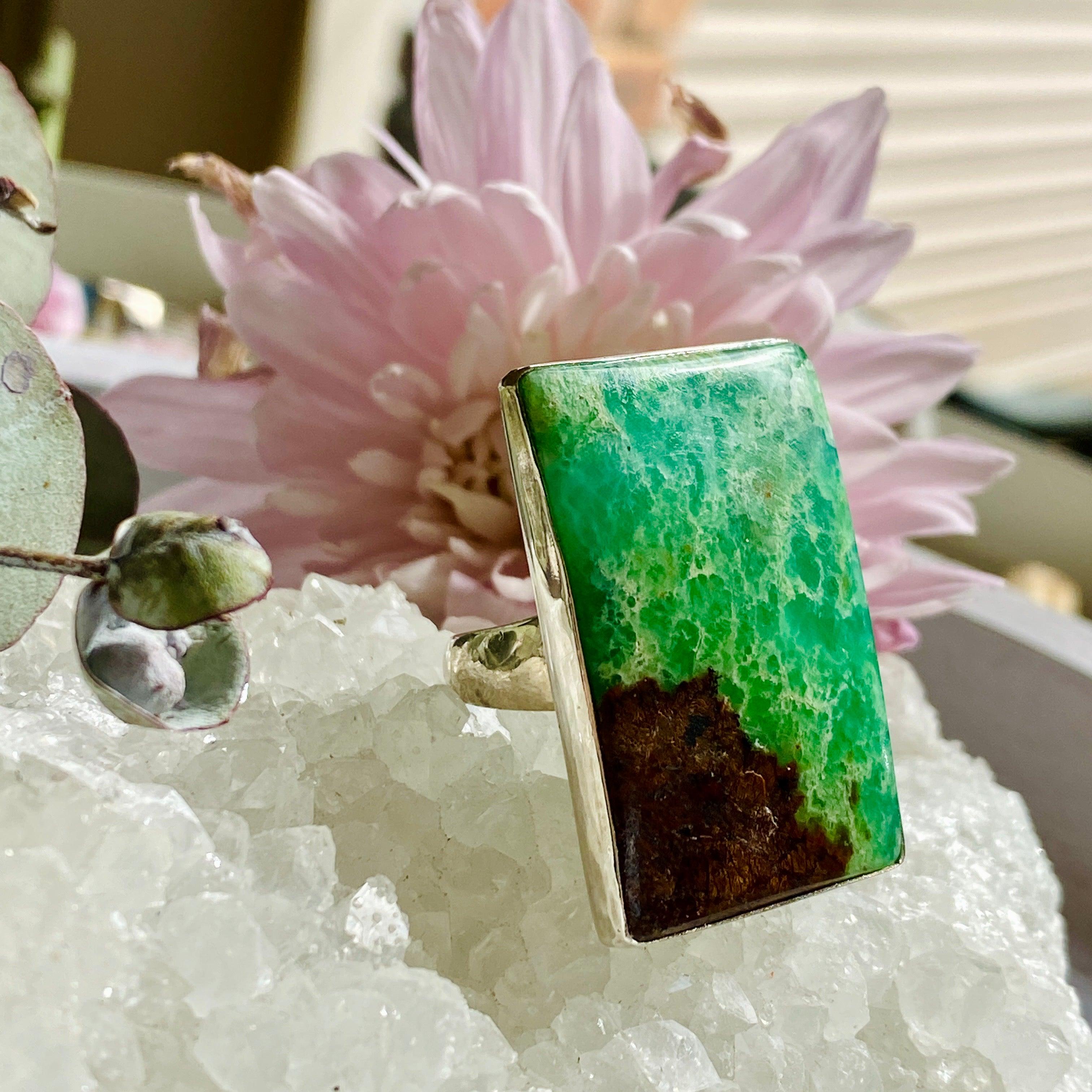Chrysoprase Rectangle Ring Size 10.5 - KRGJ673 | Elegant Green Gemstone Jewelry for Women, Perfect for Weddings, Parties & Everyday Wear