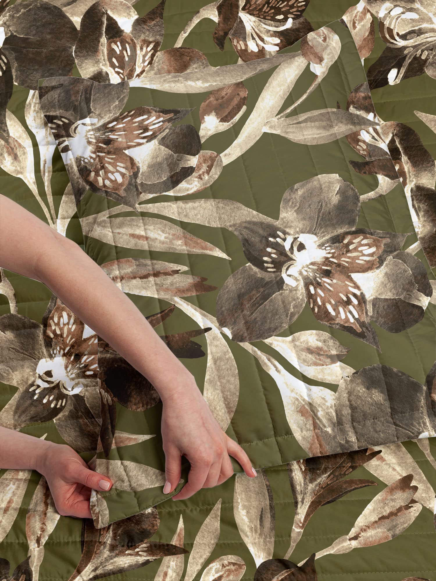 Ambesonne Reversible Tropical Jungle Bedspread Set with Pillow Shams - Twin Size Green & Brown Microfiber Comforter for Spring & Summer Bedroom Decor | Exotic Foliage Butterfly Design