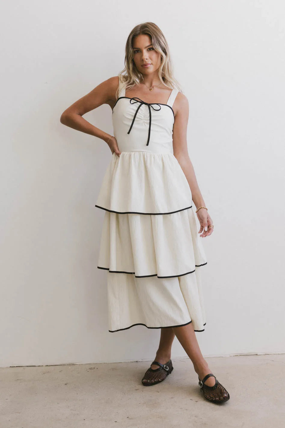 Liza Contrast Trim Dress in Cream | Elegant Women's Party & Evening Gown | Perfect for Weddings, Cocktail Parties & Special Occasions