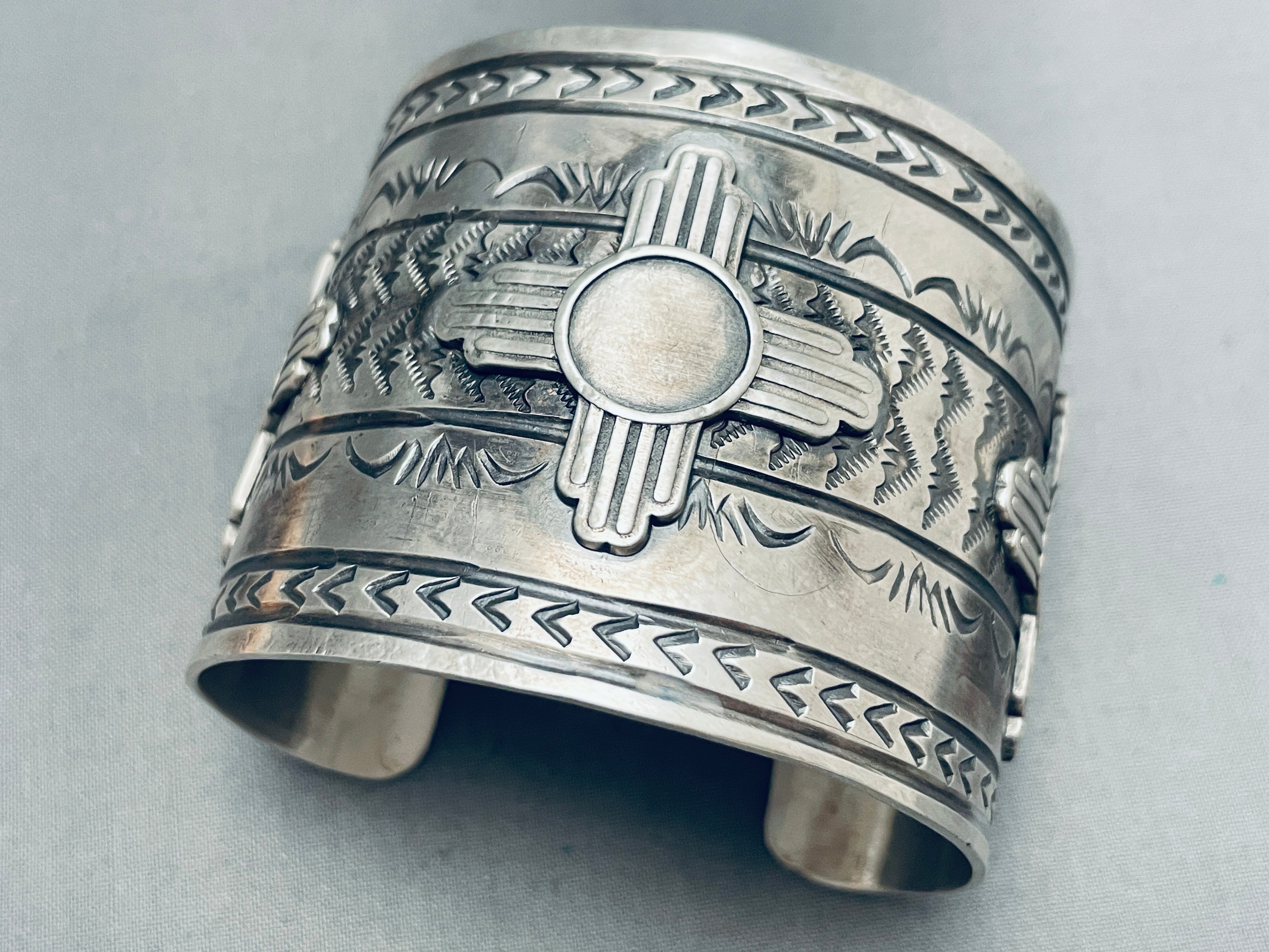 122 Grams Zia Symbolic Native American Navajo Sterling Silver Bracelet - Handmade Southwest Jewelry for Women, Men - Perfect for Boho Fashion, Spiritual Gifts & Cultural Events
