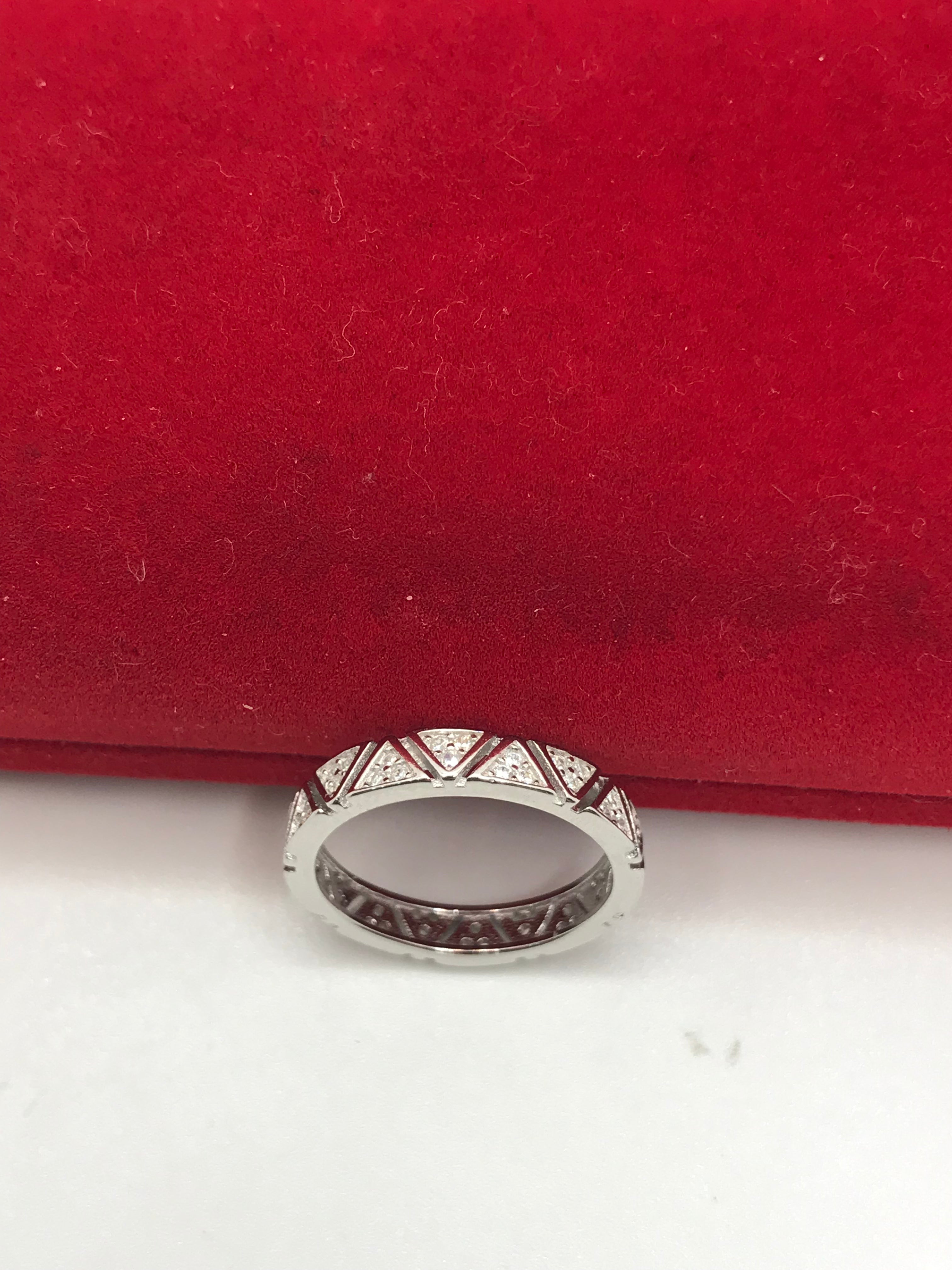 Sterling Silver Triangle Band Ring for Women - Dainty Minimalist Stackable Ring - Perfect for Everyday Wear, Gifts & Special Occasions