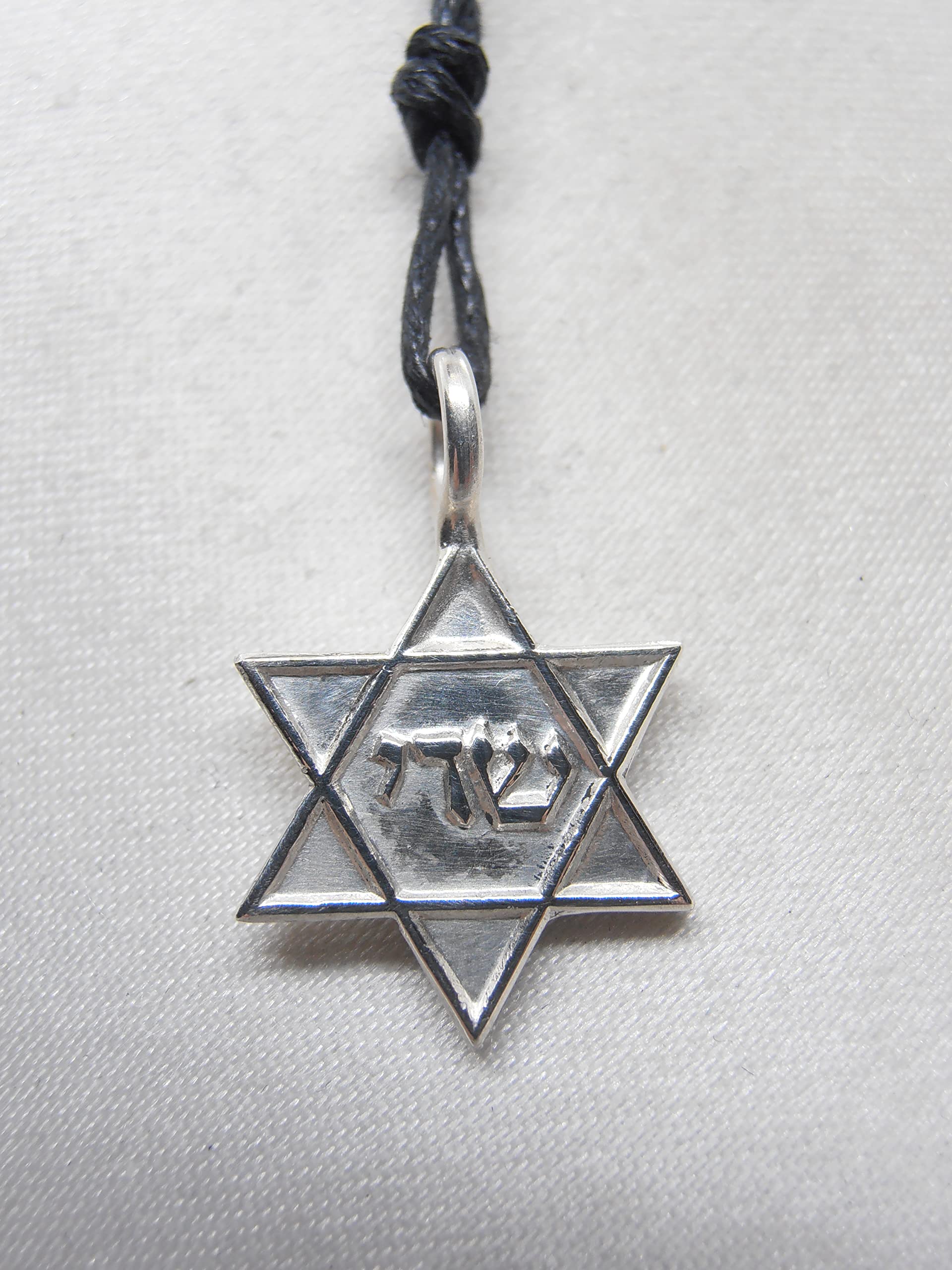925 Sterling Silver Star of David Pendant Necklace - Jewish Judaica Jewelry for Men & Women - Perfect for Hanukkah, Bar Mitzvah & Religious Occasions