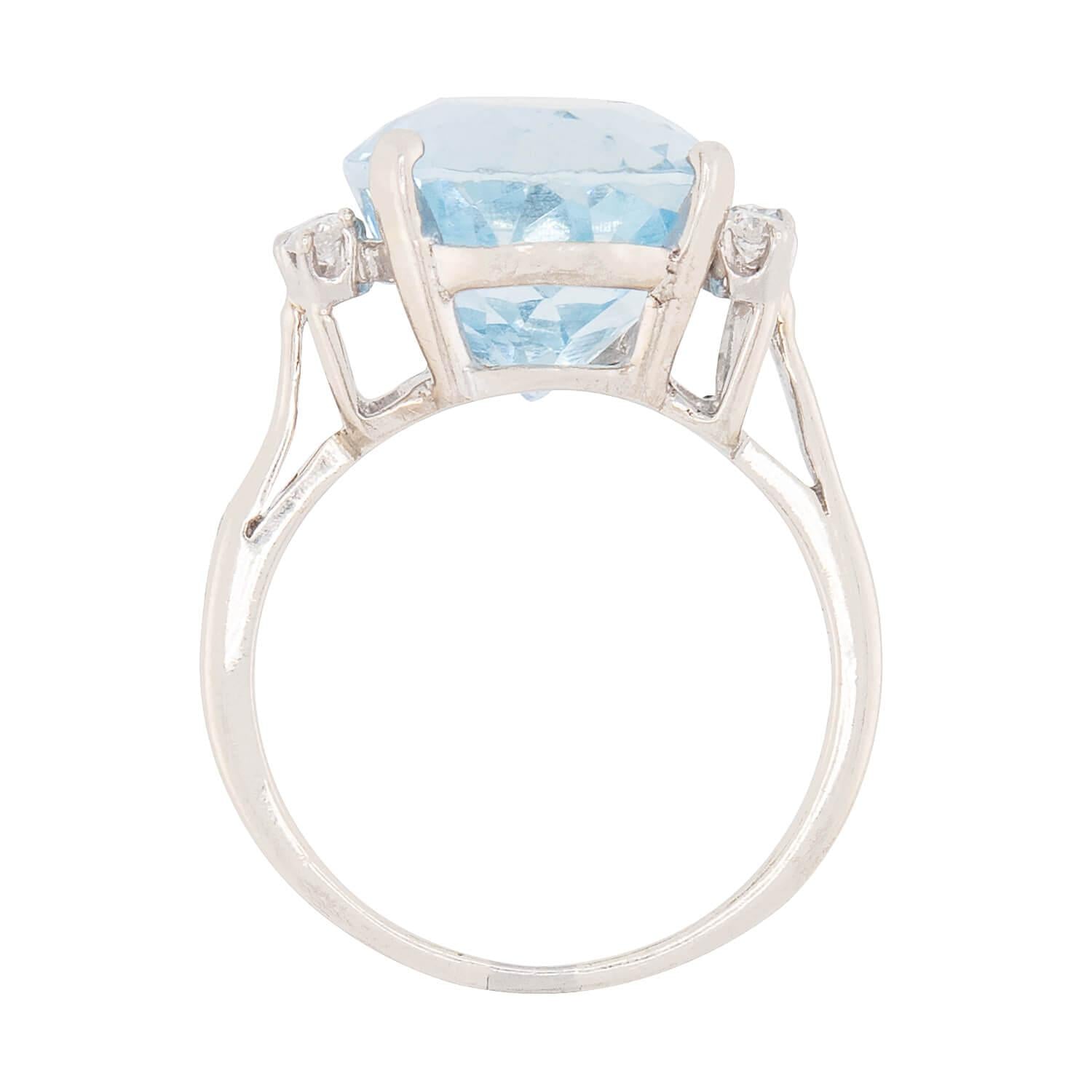 Vintage 14k Gold Aquamarine and Diamond Ring - 10 Carat Total Weight | Elegant Antique Jewelry for Women, Perfect for Engagement, Anniversary & Special Occasion Gifts