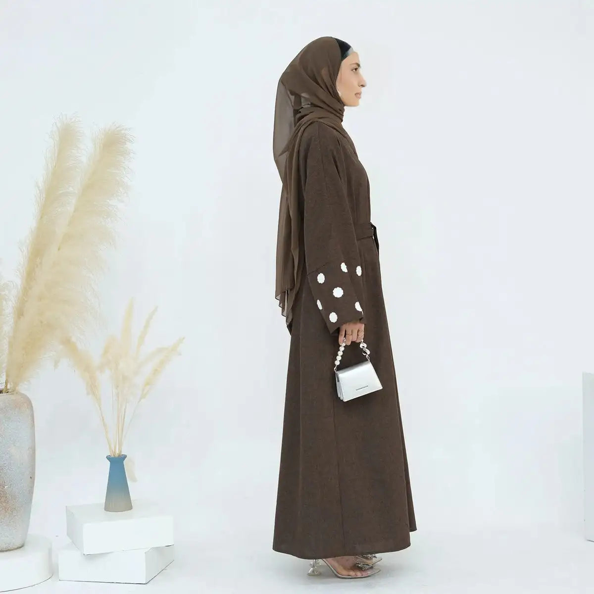 Elegant Floral Embroidery Open Abaya Dress for Women - Modest Muslim Prayer Dress & Special Occasion Wear