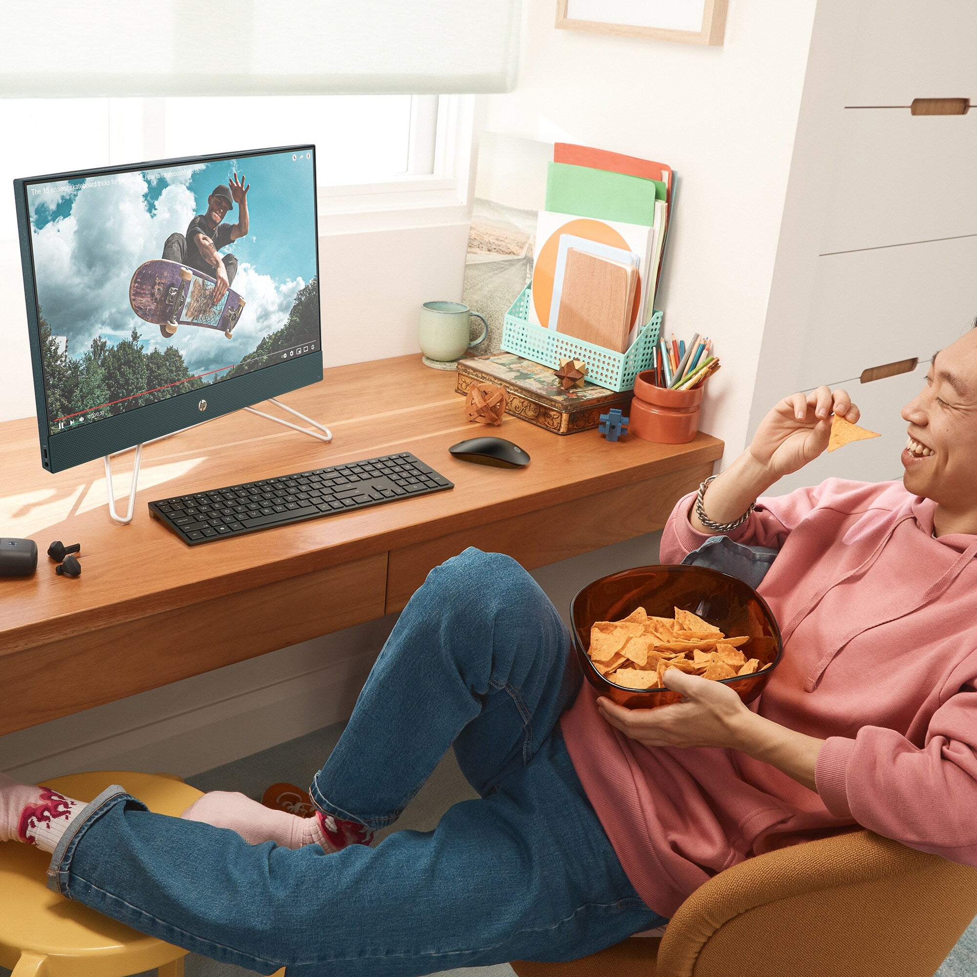 HP 24 All-in-One Desktop Computer - 23.8