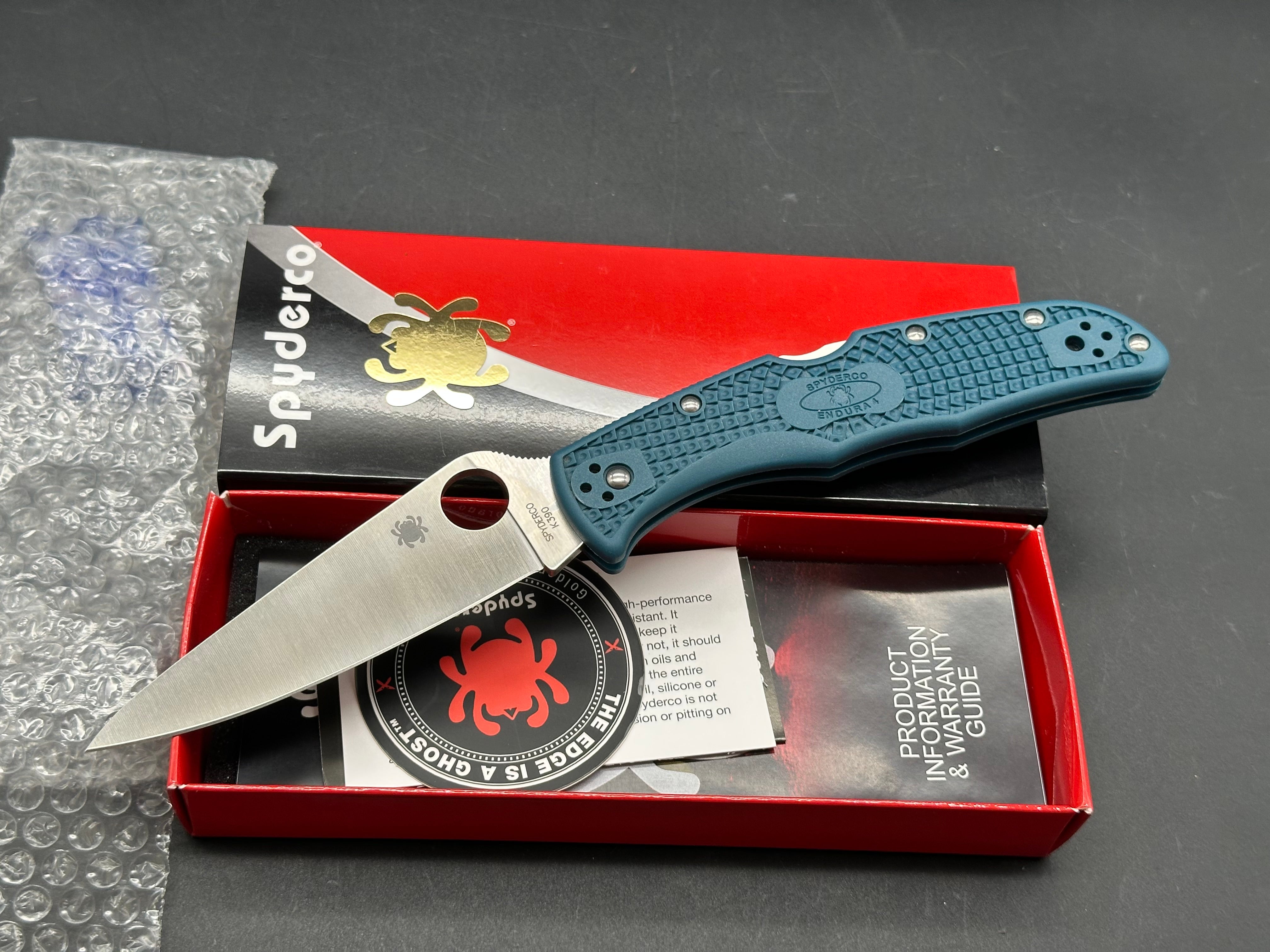 Spyderco Endura 4 Lightweight Folding Knife - 3.8