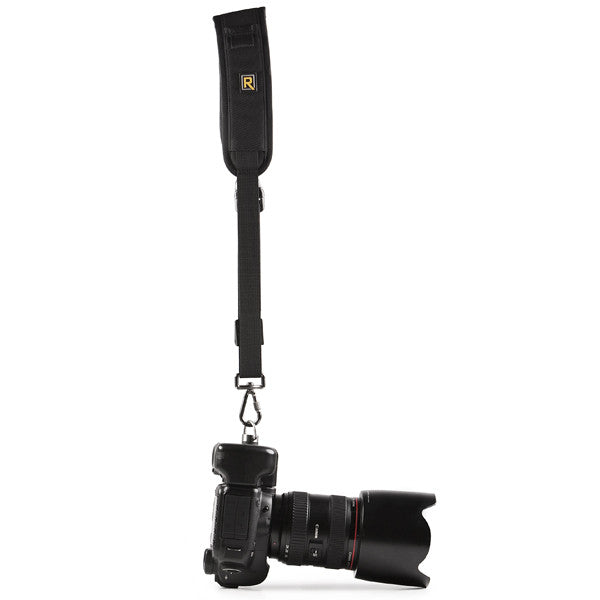 Black Rapid Curve Camera Strap (RS-7) - Comfortable Adjustable DSLR/SLR Neck Strap for Photographers - Perfect for Travel, Weddings & Outdoor Photography