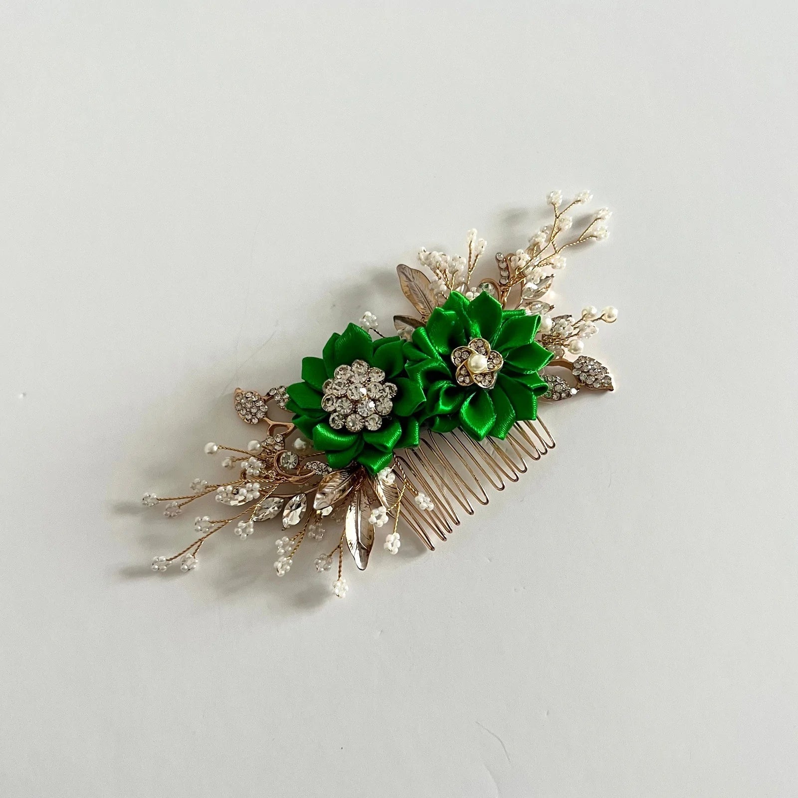 Floral Bridal Hair Comb - Elegant Wedding Hair Accessory with Flowers in Various Colors (TT329) | Perfect for Brides, Bridesmaids & Special Occasions